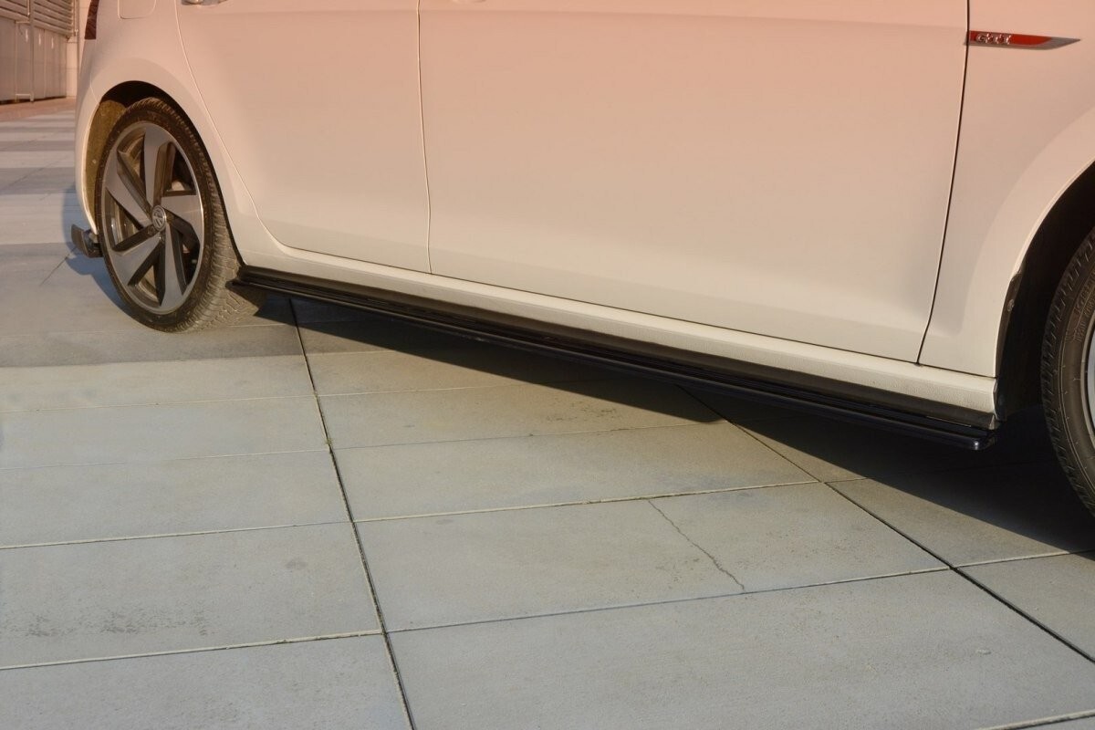 Maxton Design Seitenschweller Ansatz Cup Leisten für VW GOLF 7 GTI vor FL/FACELIFT (breit) Maxton Design Seitenschweller Ansatz Cup Leisten für VW GOLF 7 GTI vor FL/FACELIFT (breit)