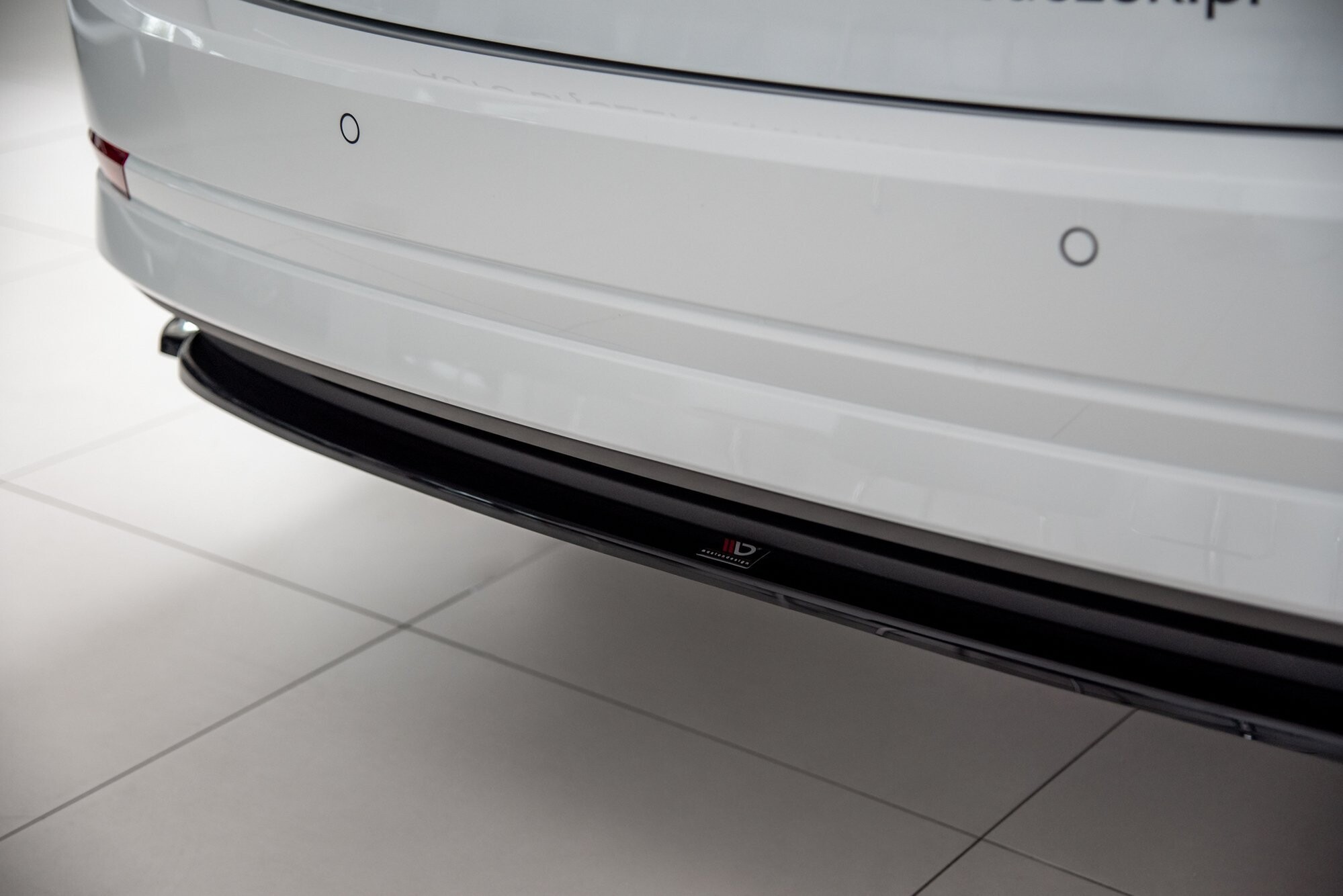 Maxton Design Mittlerer Diffusor Heck Ansatz für Skoda Octavia Mk4 schwarz Hochglanz Maxton Design Mittlerer Diffusor Heck Ansatz für Skoda Octavia Mk4 schwarz Hochglanz