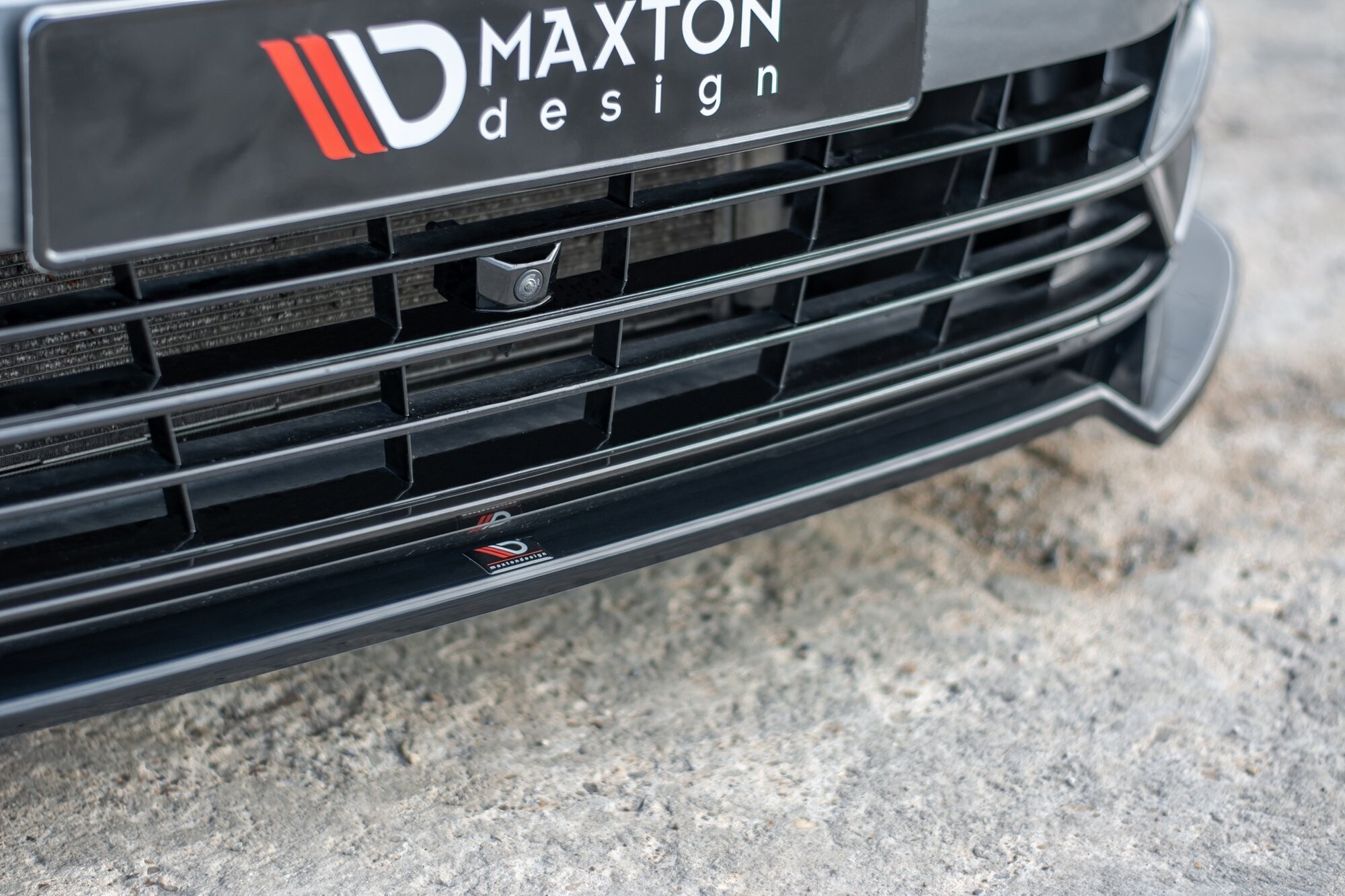 Maxton Design Front Ansatz V.2 für Volkswagen Passat R-Line B8 schwarz Hochglanz Maxton Design Front Ansatz V.2 für Volkswagen Passat R-Line B8 schwarz Hochglanz