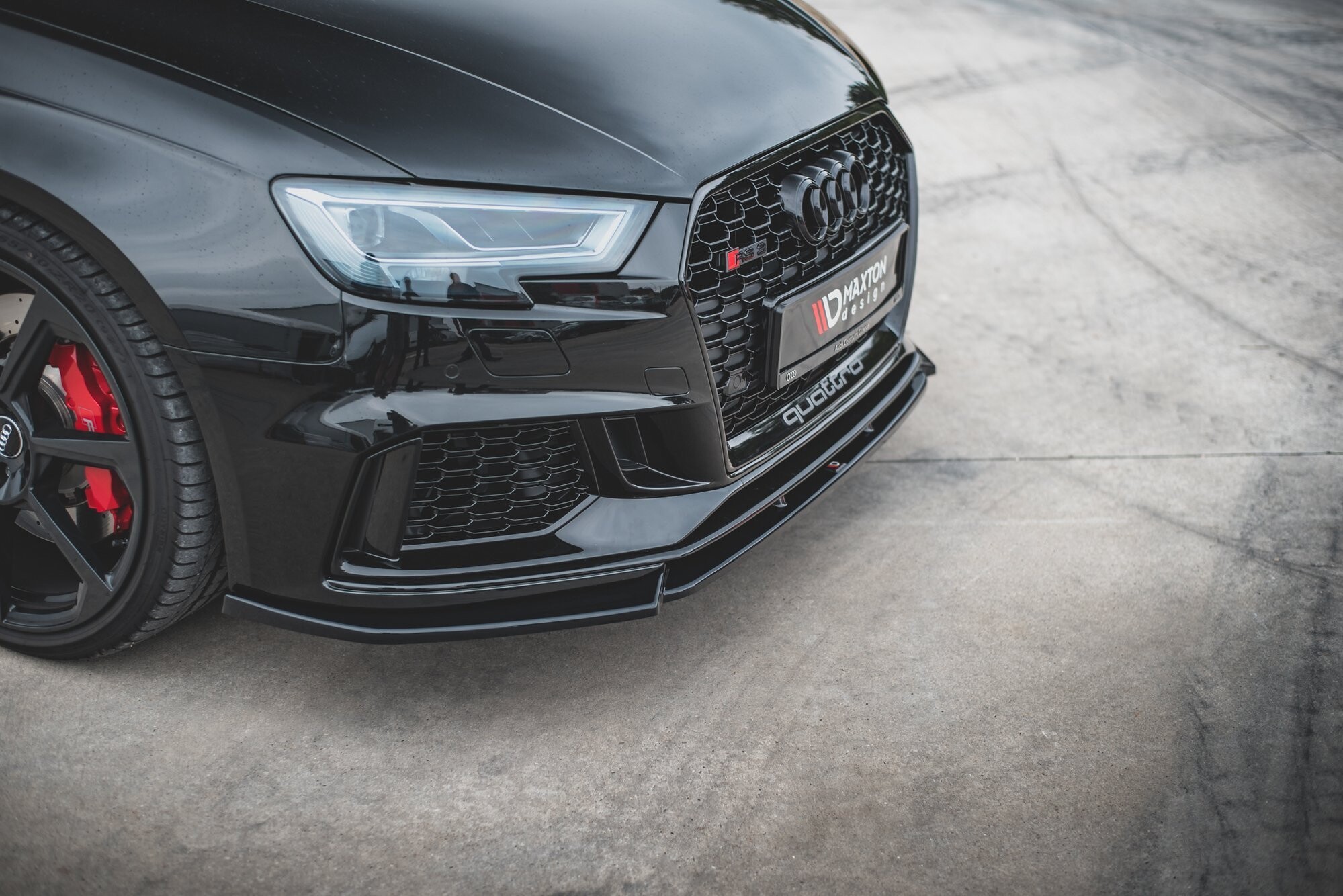 Maxton Design Front Ansatz V.4 für Audi RS3 8V FL Sportback schwarz Hochglanz