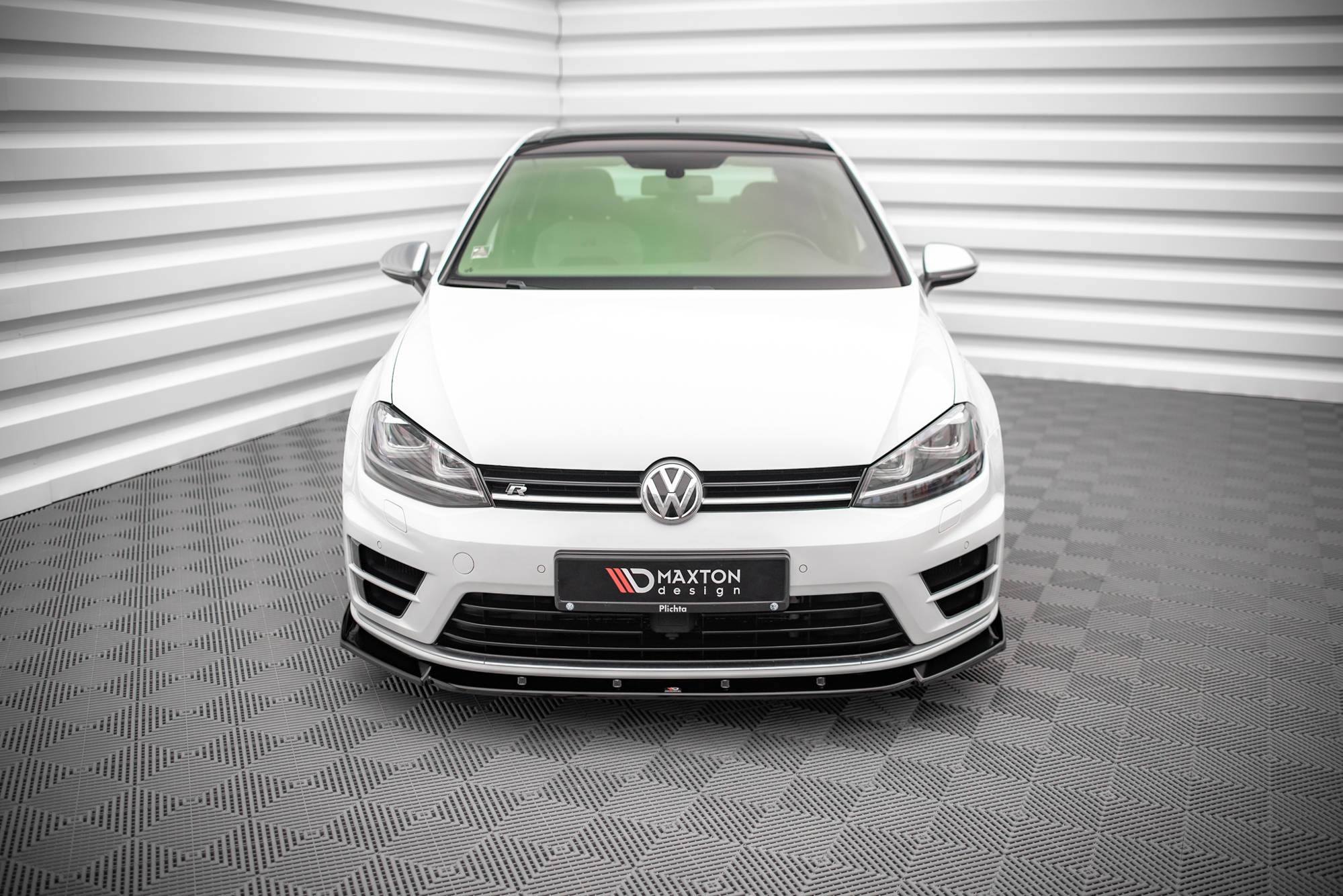 Maxton Design Front Ansatz V.4 für Volkswagen Golf R Mk7 schwarz Hochglanz