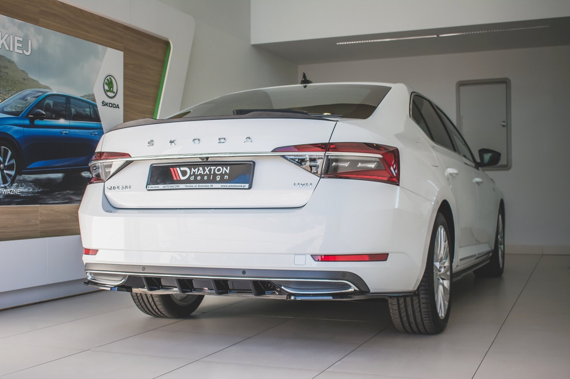 Maxton Design Diffusor Heck Ansatz für Skoda Superb Mk3 FL schwarz Hochglanz Maxton Design Diffusor Heck Ansatz für Skoda Superb Mk3 FL schwarz Hochglanz