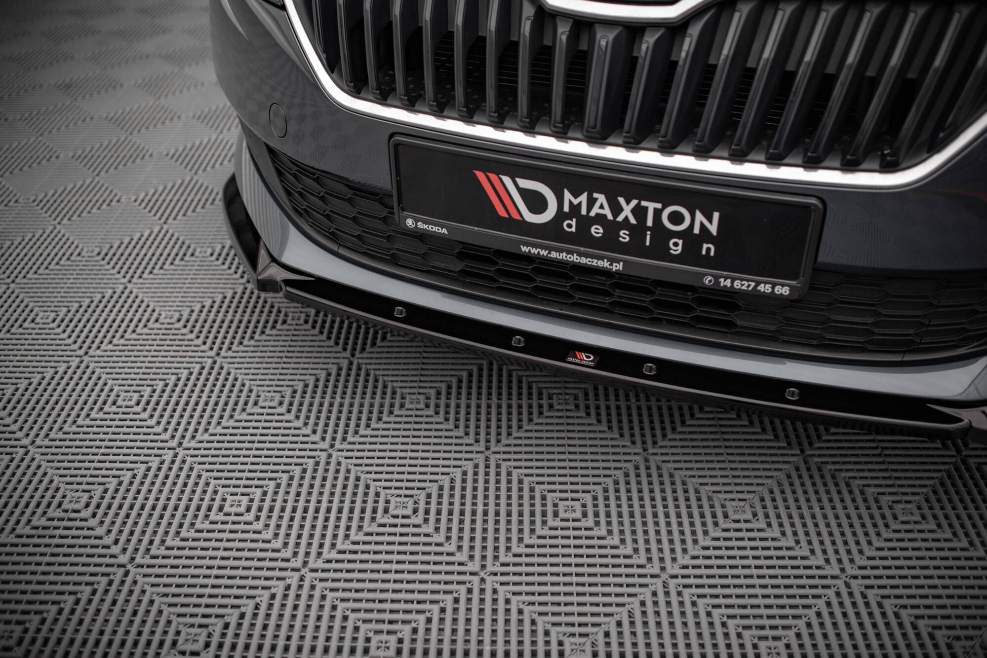 Maxton Design Front Ansatz für Skoda Fabia Mk3 Facelift schwarz Hochglanz Maxton Design Front Ansatz für Skoda Fabia Mk3 Facelift schwarz Hochglanz