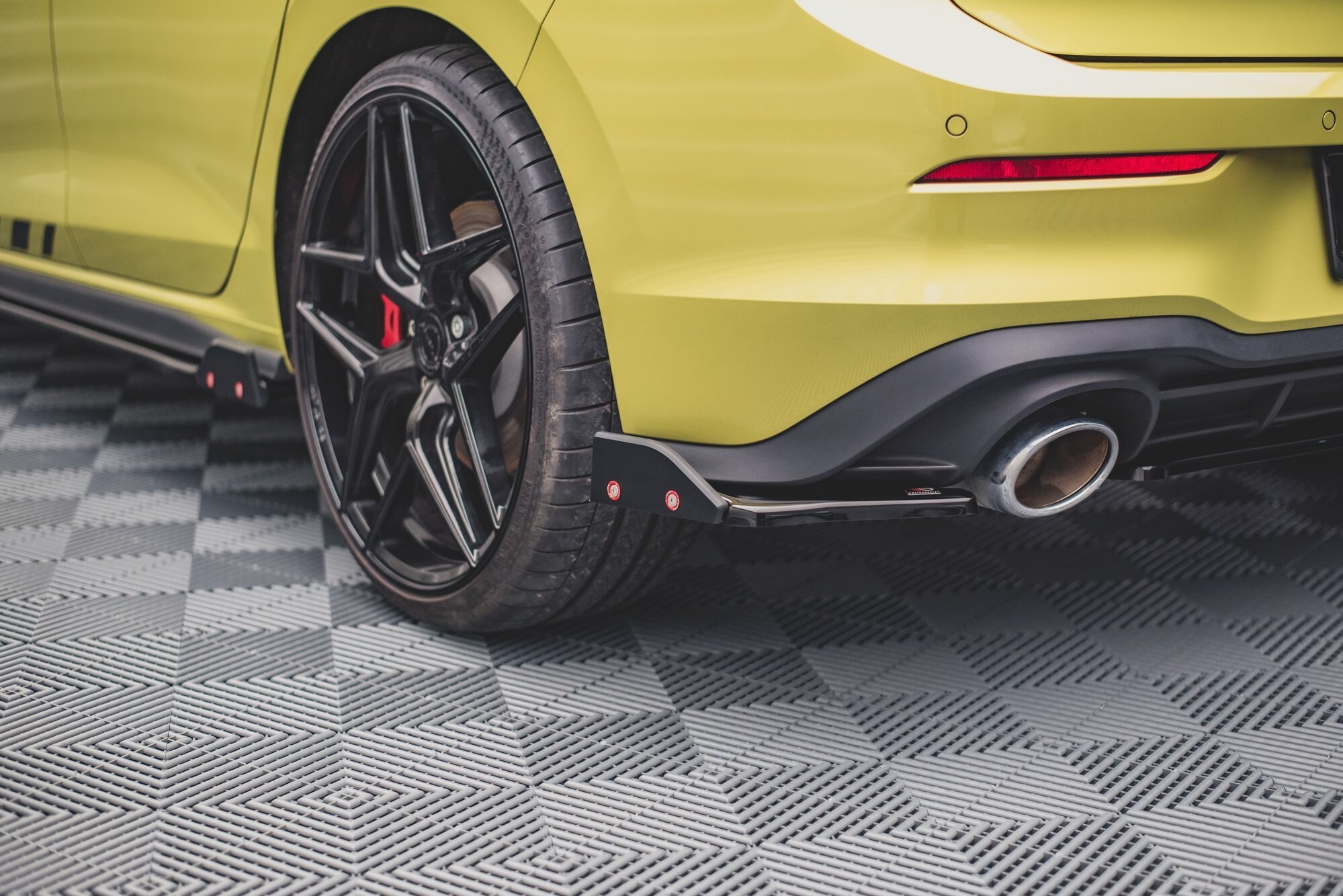 Maxton Design Heck Ansatz Flaps Diffusor V.1 +Flaps für Volkswagen Golf 8 GTI Clubsport Maxton Design Heck Ansatz Flaps Diffusor V.1 +Flaps für Volkswagen Golf 8 GTI Clubsport