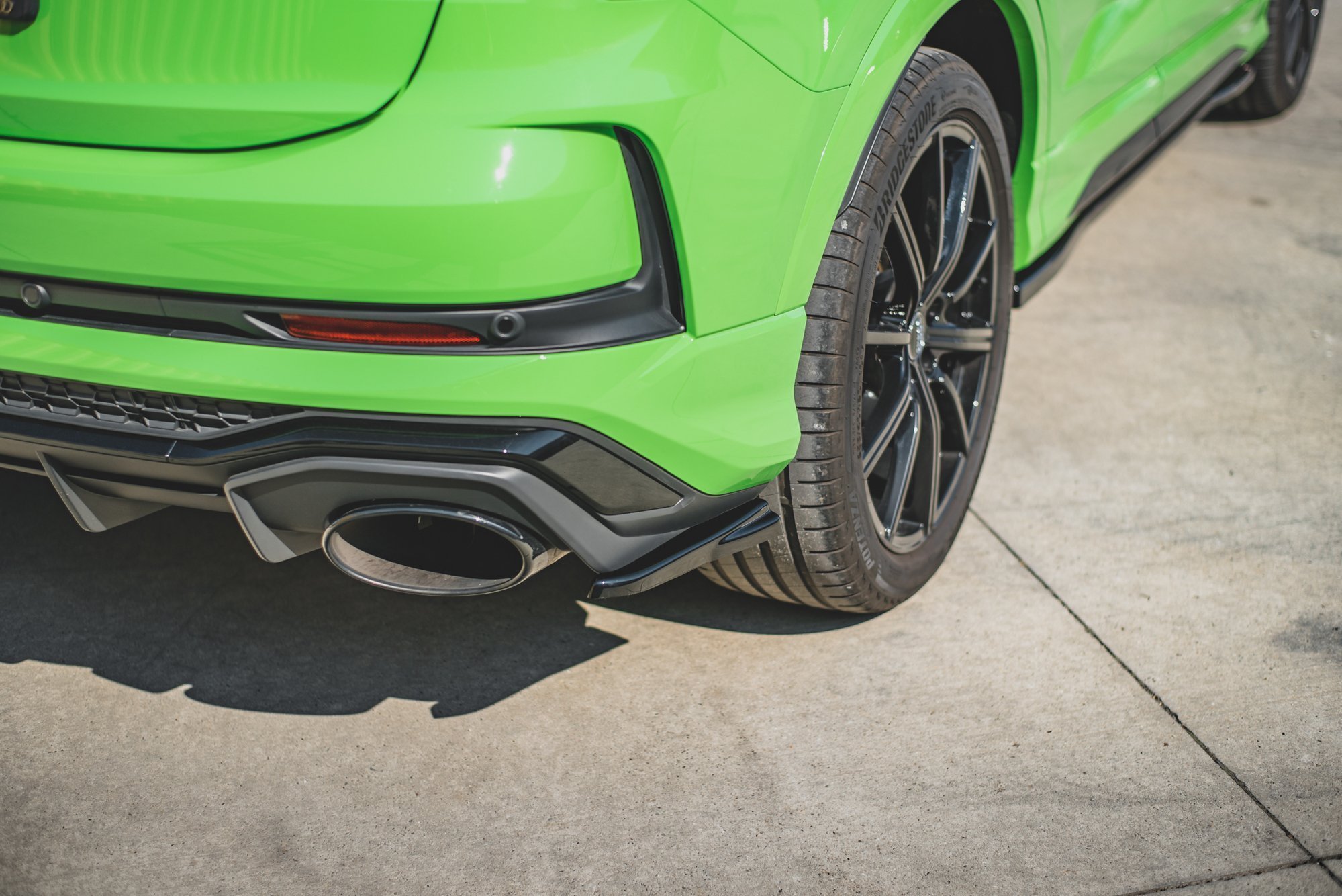 Maxton Design Heck Ansatz Flaps Diffusor für Audi RSQ3 F3 schwarz Hochglanz Maxton Design Heck Ansatz Flaps Diffusor für Audi RSQ3 F3 schwarz Hochglanz