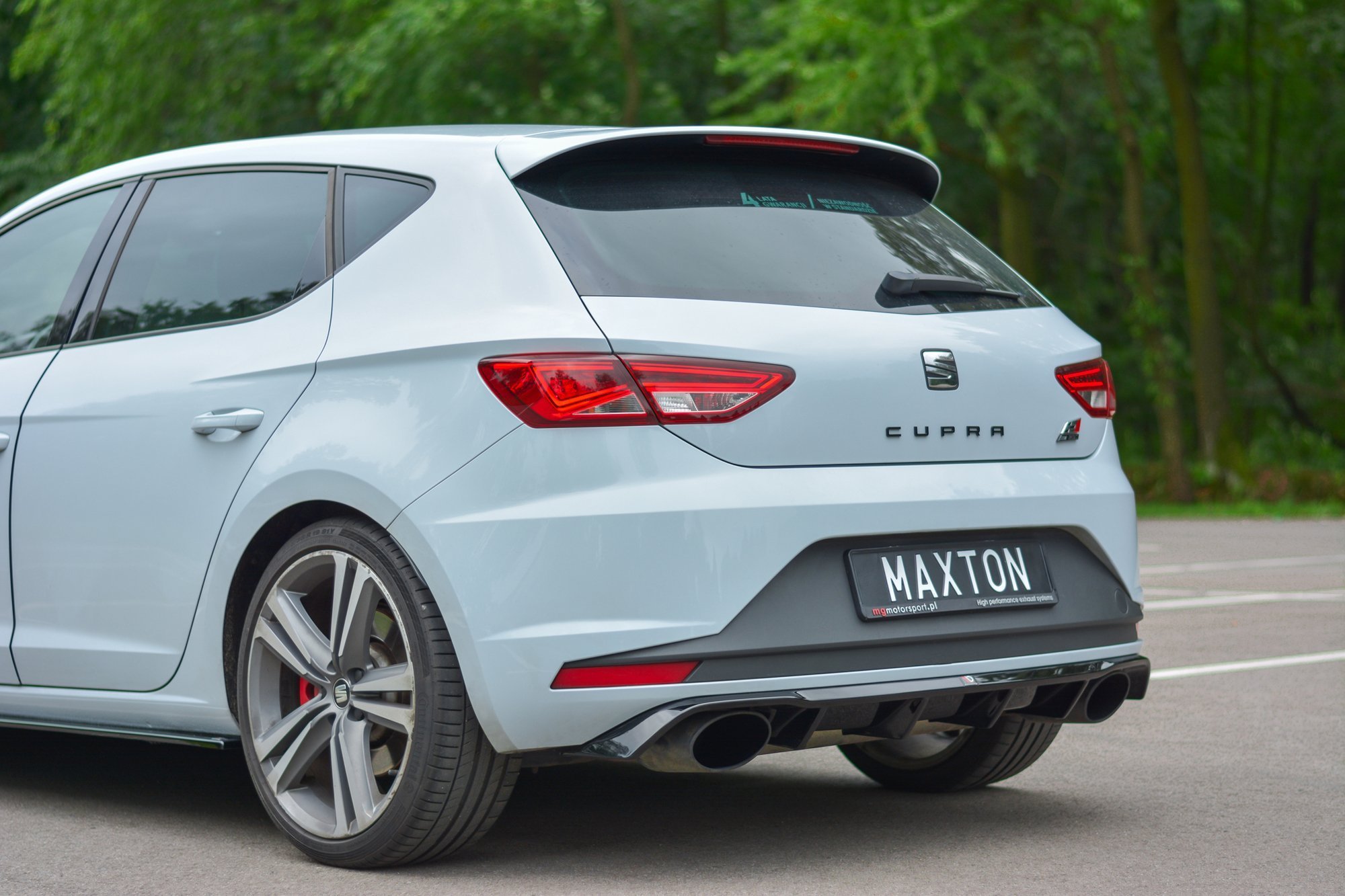 Maxton Design Diffusor Heck Ansatz für Seat Leon III Cupra schwarz Hochglanz Maxton Design Diffusor Heck Ansatz für Seat Leon III Cupra schwarz Hochglanz
