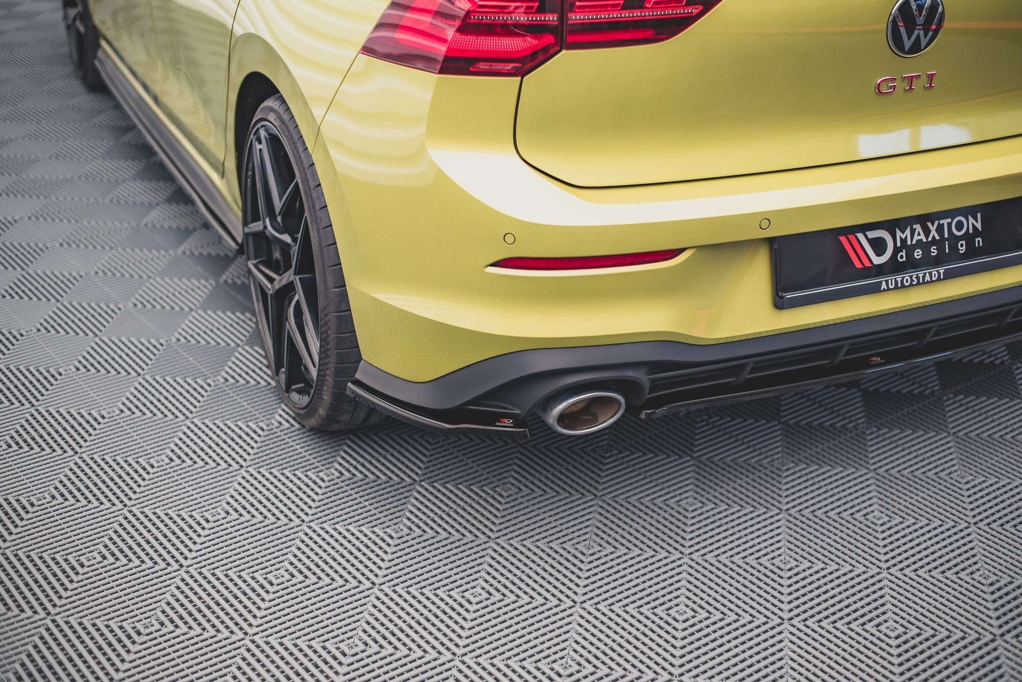 Maxton Design Heck Ansatz Flaps Diffusor V.2 für Volkswagen Golf 8 GTI Clubsport schwarz Hochglanz Maxton Design Heck Ansatz Flaps Diffusor V.2 für Volkswagen Golf 8 GTI Clubsport schwarz Hochglanz