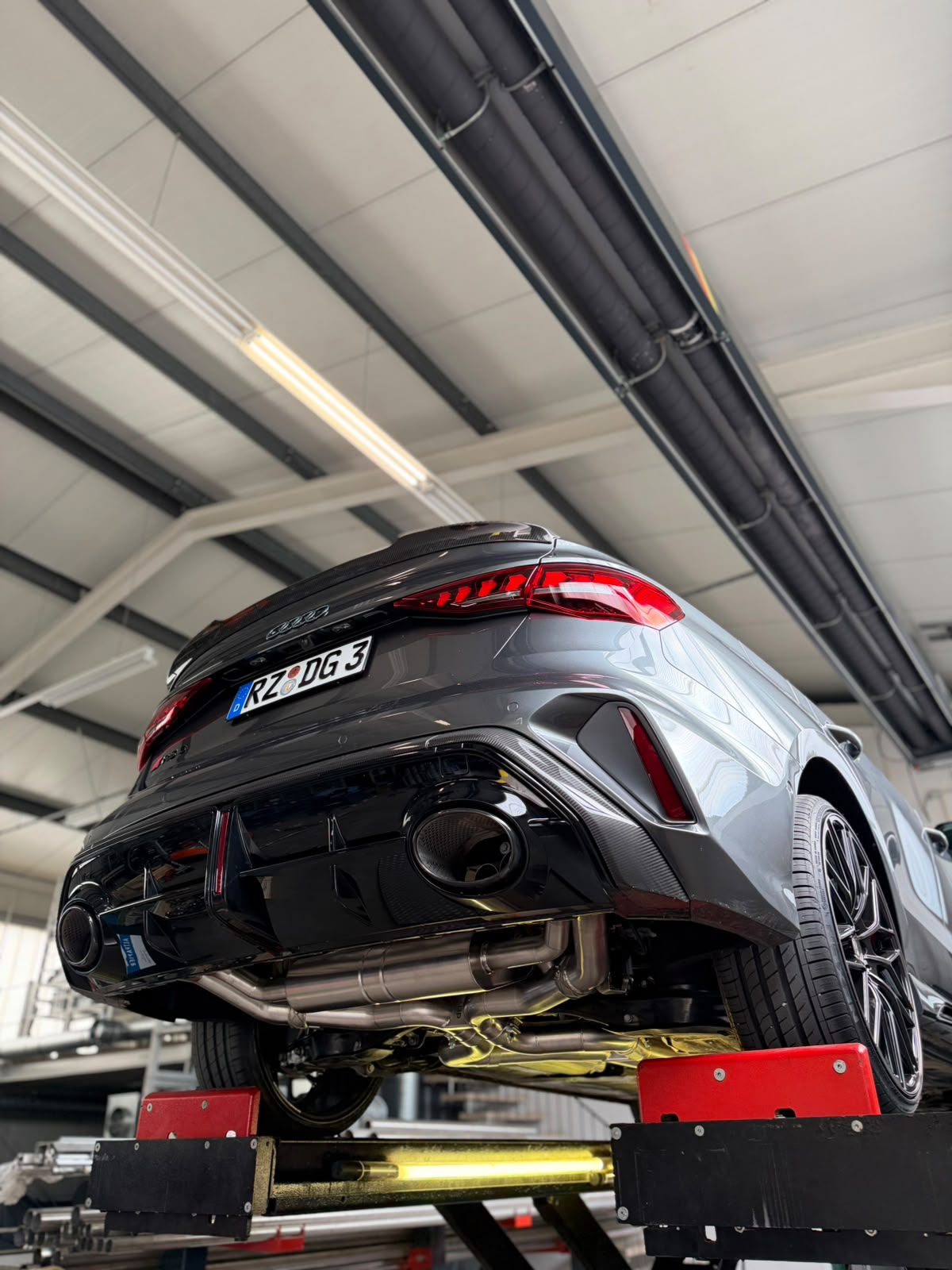 DTH REAPER V5 Audi RS3 8Y (GY) Doppelflutiger Klappenauspuff