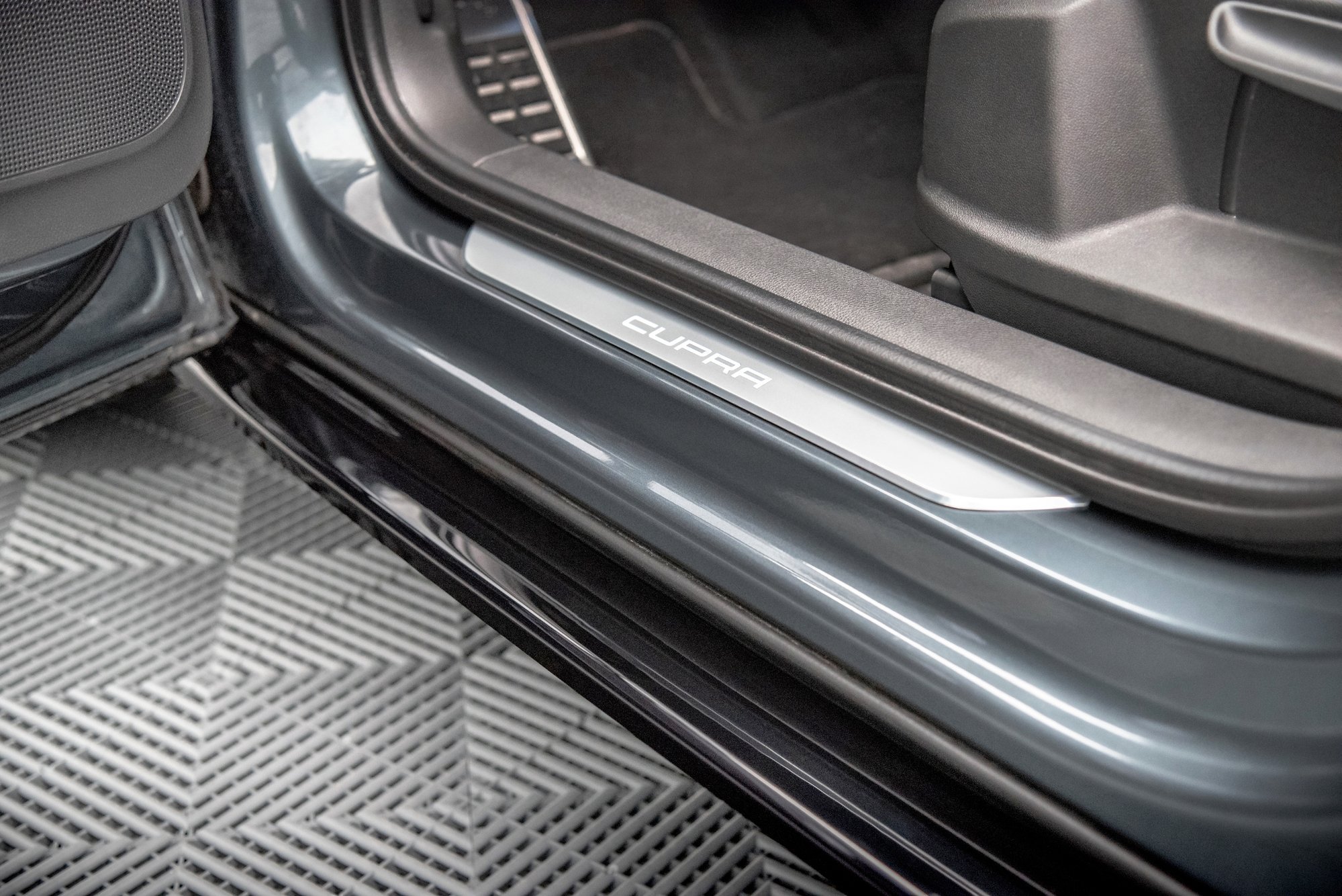 Maxton Design Seitenschweller Ansatz für Cupra Ateca schwarz Hochglanz Maxton Design Seitenschweller Ansatz für Cupra Ateca schwarz Hochglanz