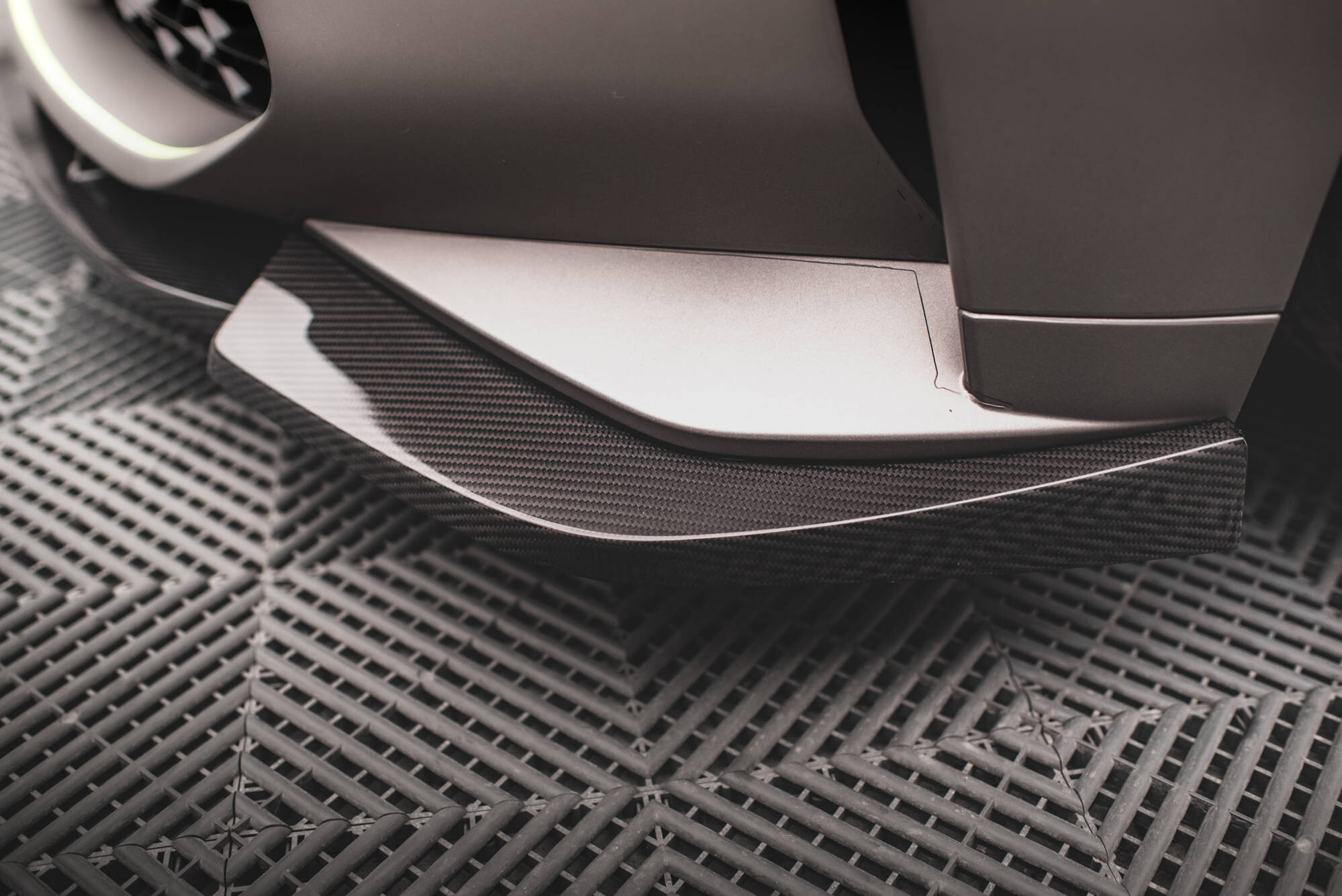 Maxton Design Carbon Fiber Front Ansatz V.1 für BMW M4 G82 / M3 G80 Maxton Design Carbon Fiber Front Ansatz V.1 für BMW M4 G82 / M3 G80
