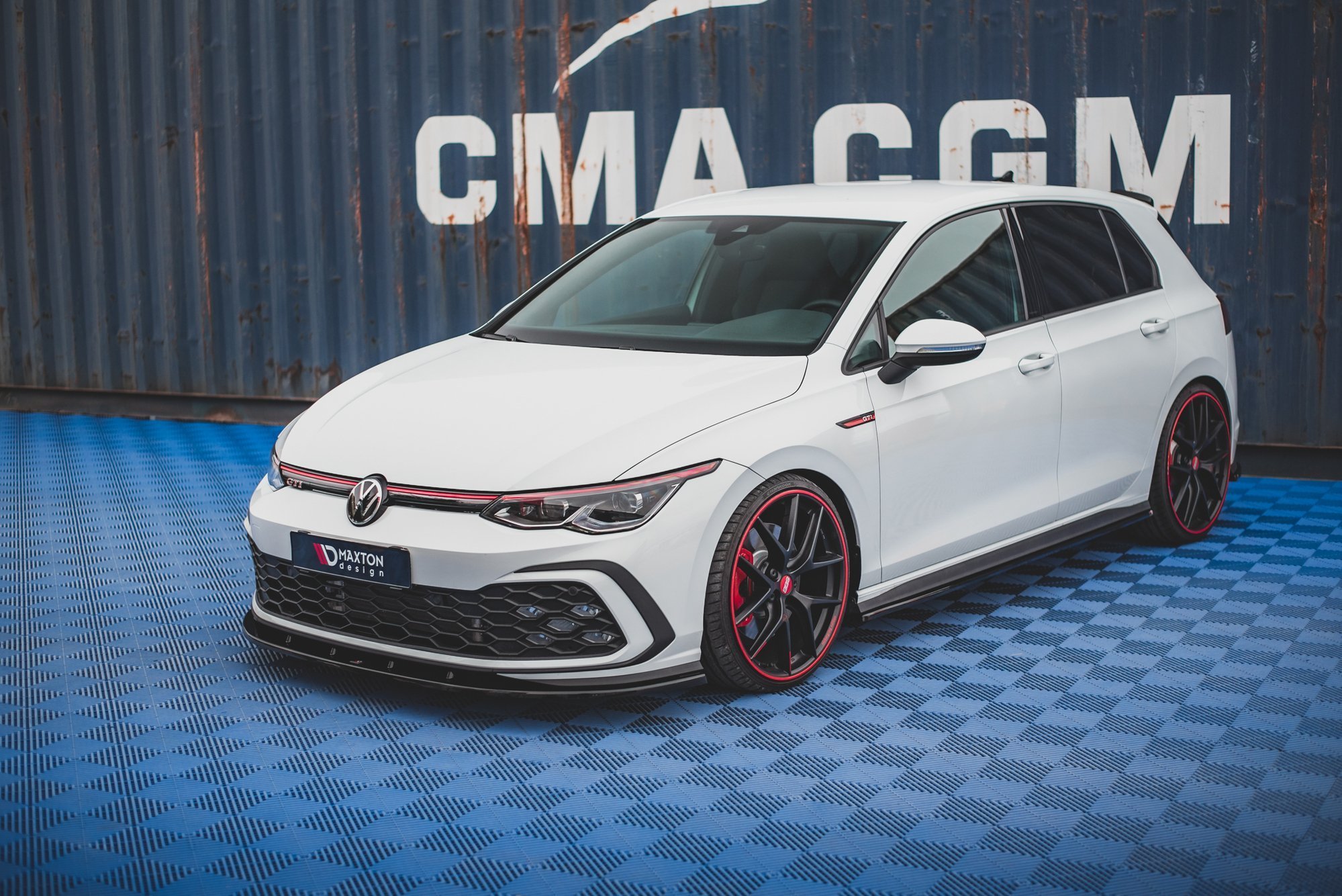 Maxton Design Front Ansatz für Volkswagen Golf 8 GTI schwarz Hochglanz Maxton Design Front Ansatz für Volkswagen Golf 8 GTI schwarz Hochglanz