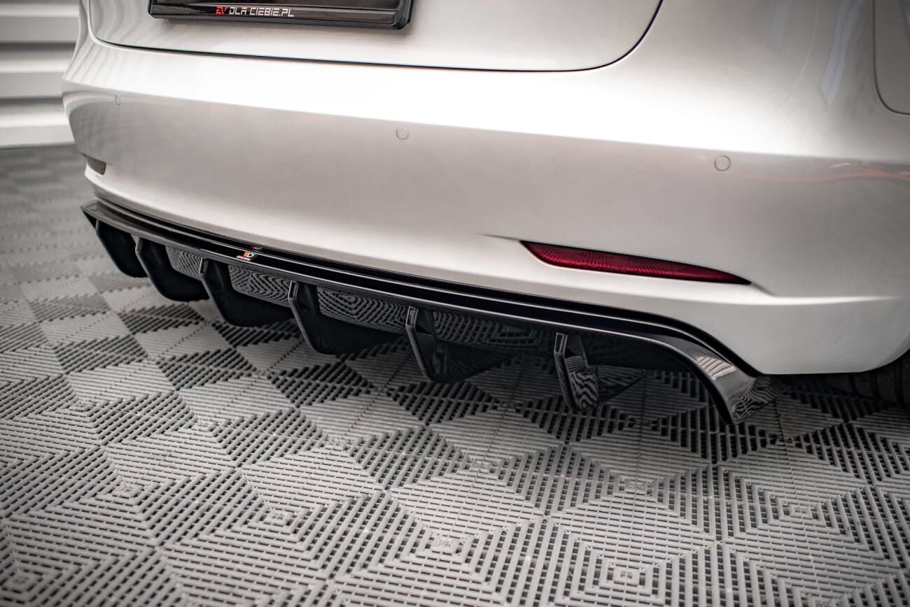Maxton Design Heck Ansatz Diffusor V.2 für Tesla Model 3 Maxton Design Heck Ansatz Diffusor V.2 für Tesla Model 3
