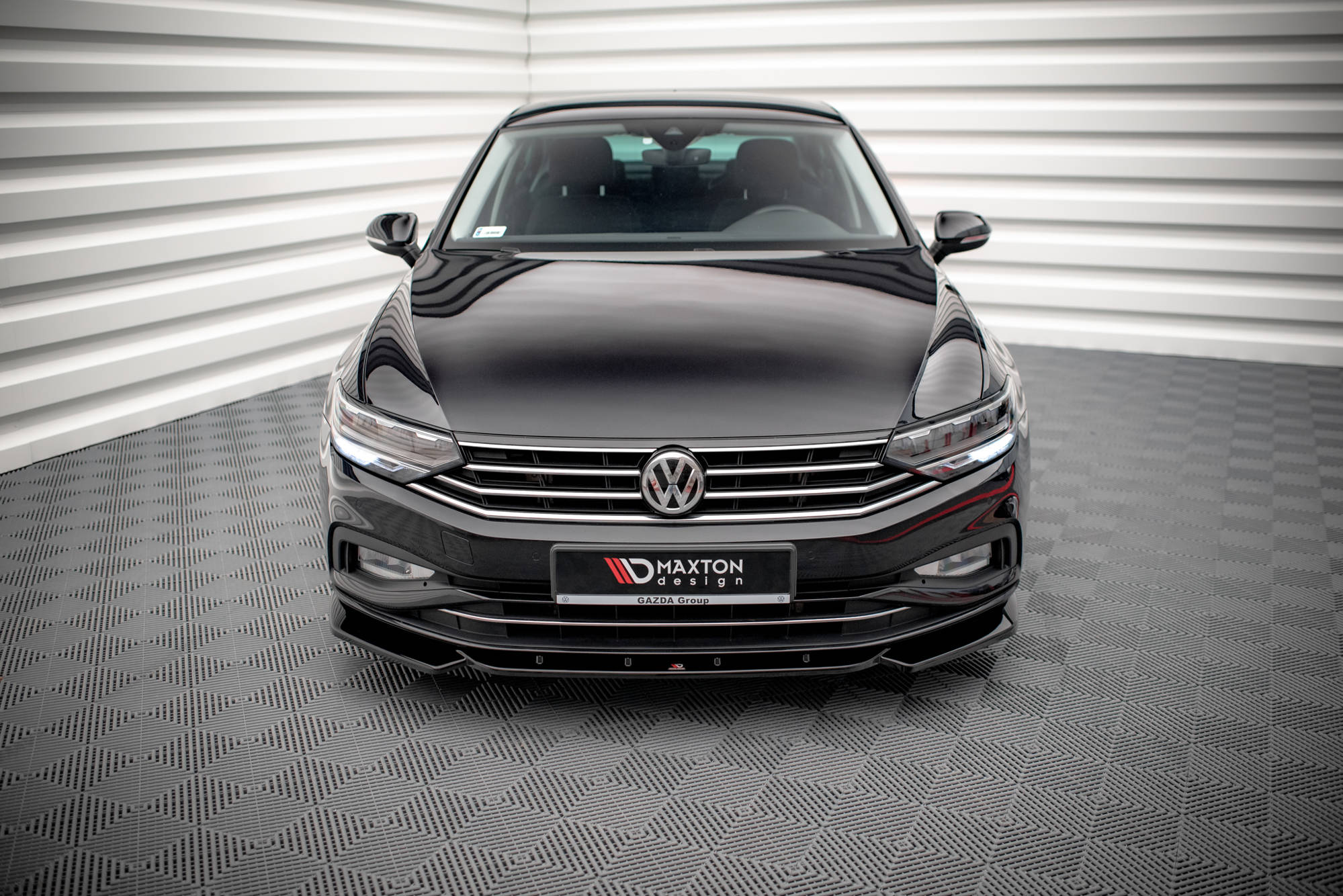 Maxton Design Front Ansatz V.1 für Volkswagen Passat B8 Facelift schwarz Hochglanz