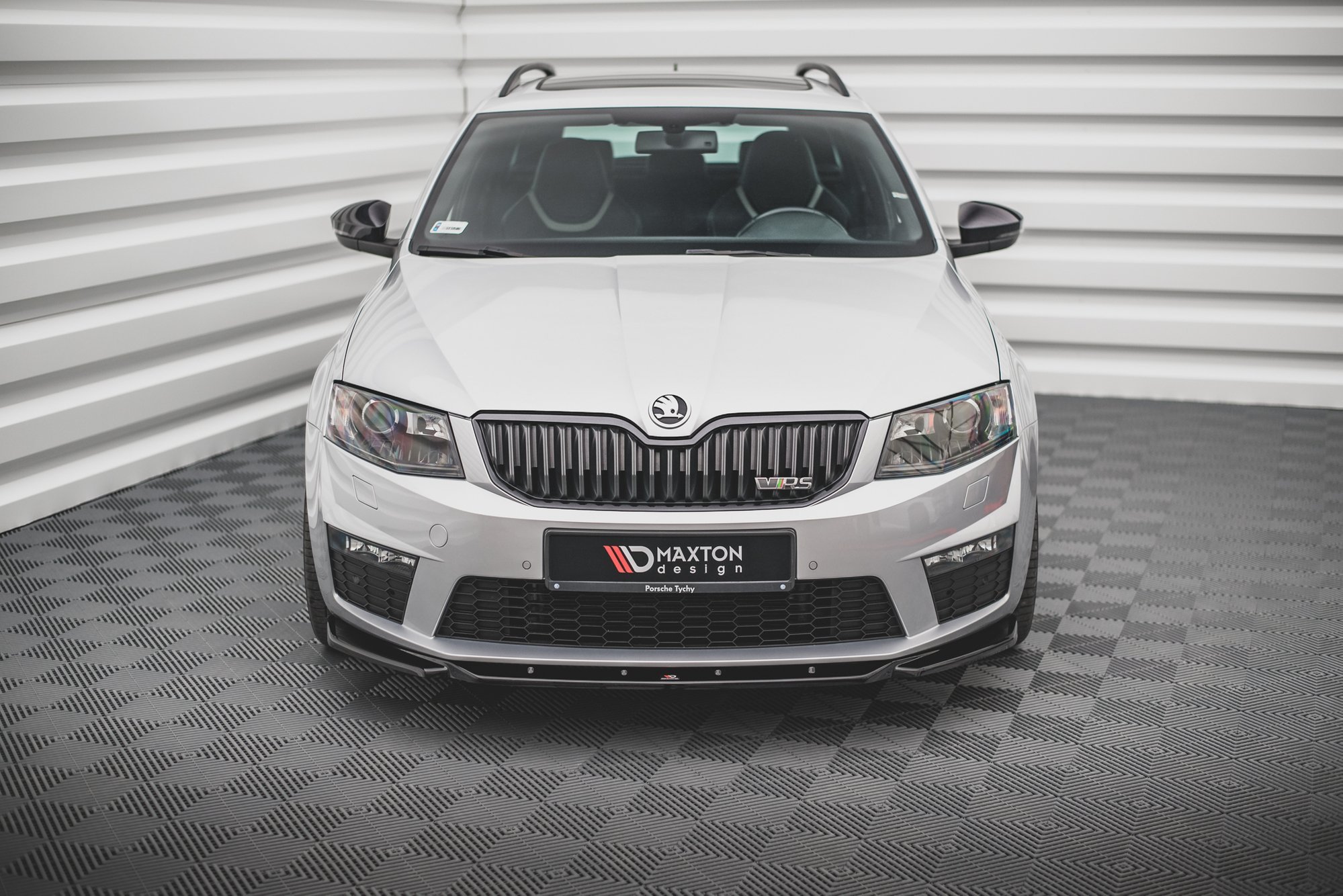 Maxton Design Front Ansatz V.4 für Skoda Octavia RS Mk3 schwarz Hochglanz