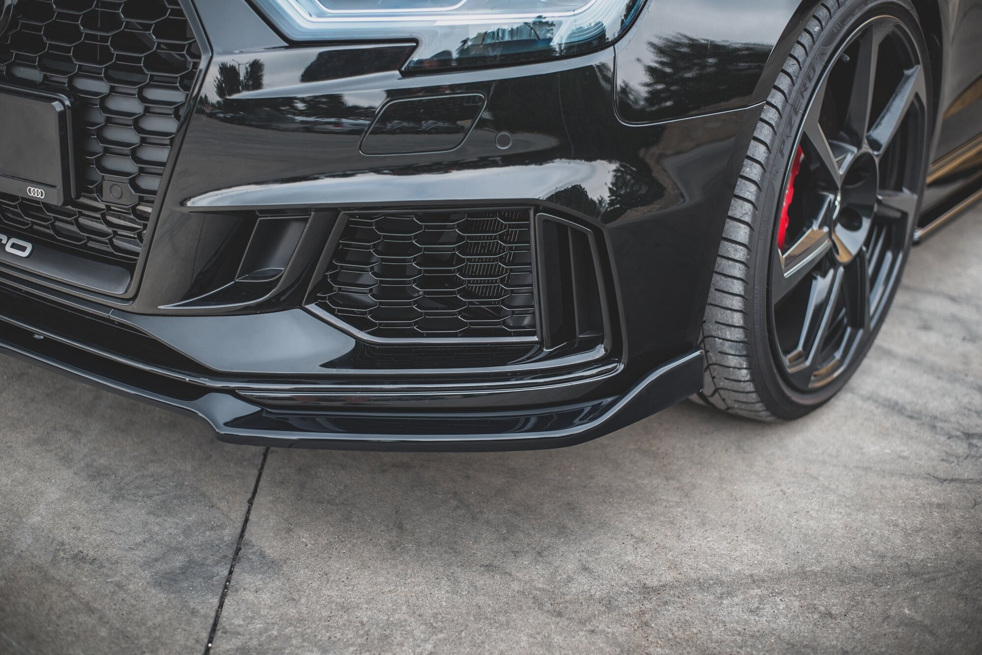 Maxton Design Front Ansatz V.3 für Audi RS3 8V FL Sportback schwarz Hochglanz Maxton Design Front Ansatz V.3 für Audi RS3 8V FL Sportback schwarz Hochglanz