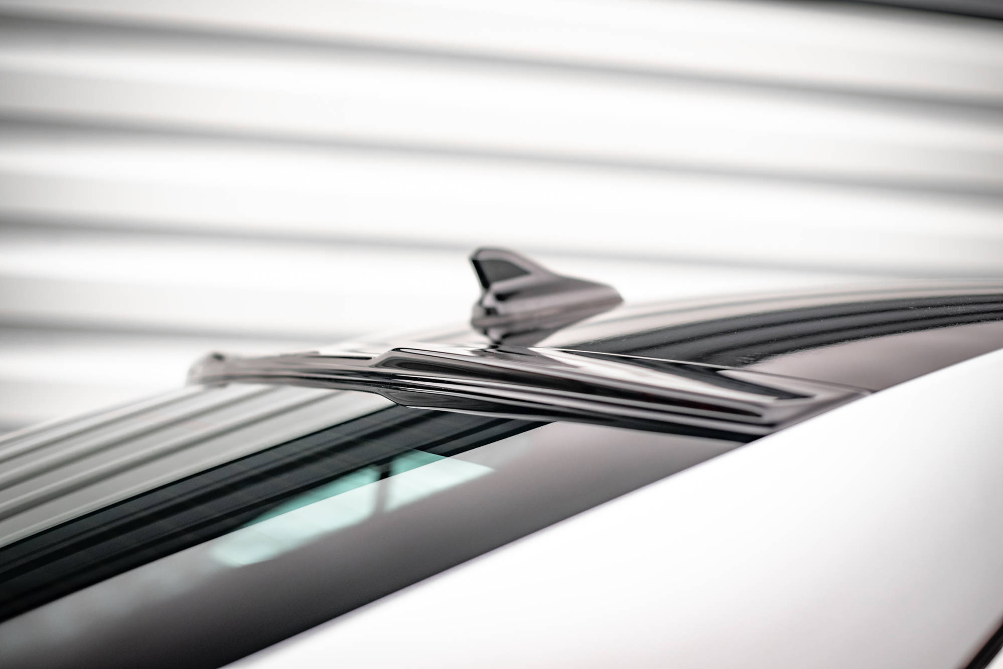 Maxton Design Heckscheiben Spoiler für Skoda Octavia Liftback Mk4 schwarz Hochglanz Maxton Design Heckscheiben Spoiler für Skoda Octavia Liftback Mk4 schwarz Hochglanz
