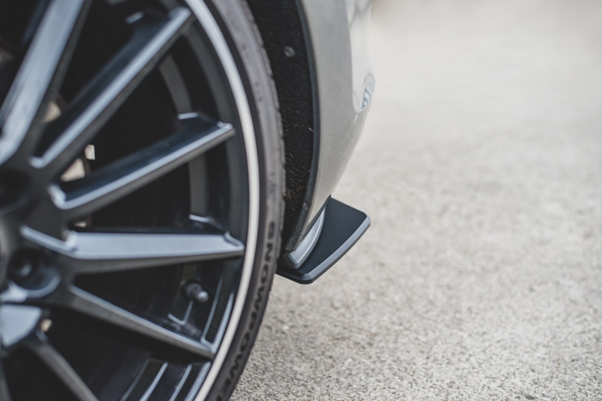 Maxton Design Robuste Racing Heck Ansatz Flaps Diffusor für L + R V.1 VW Golf 7 GTI