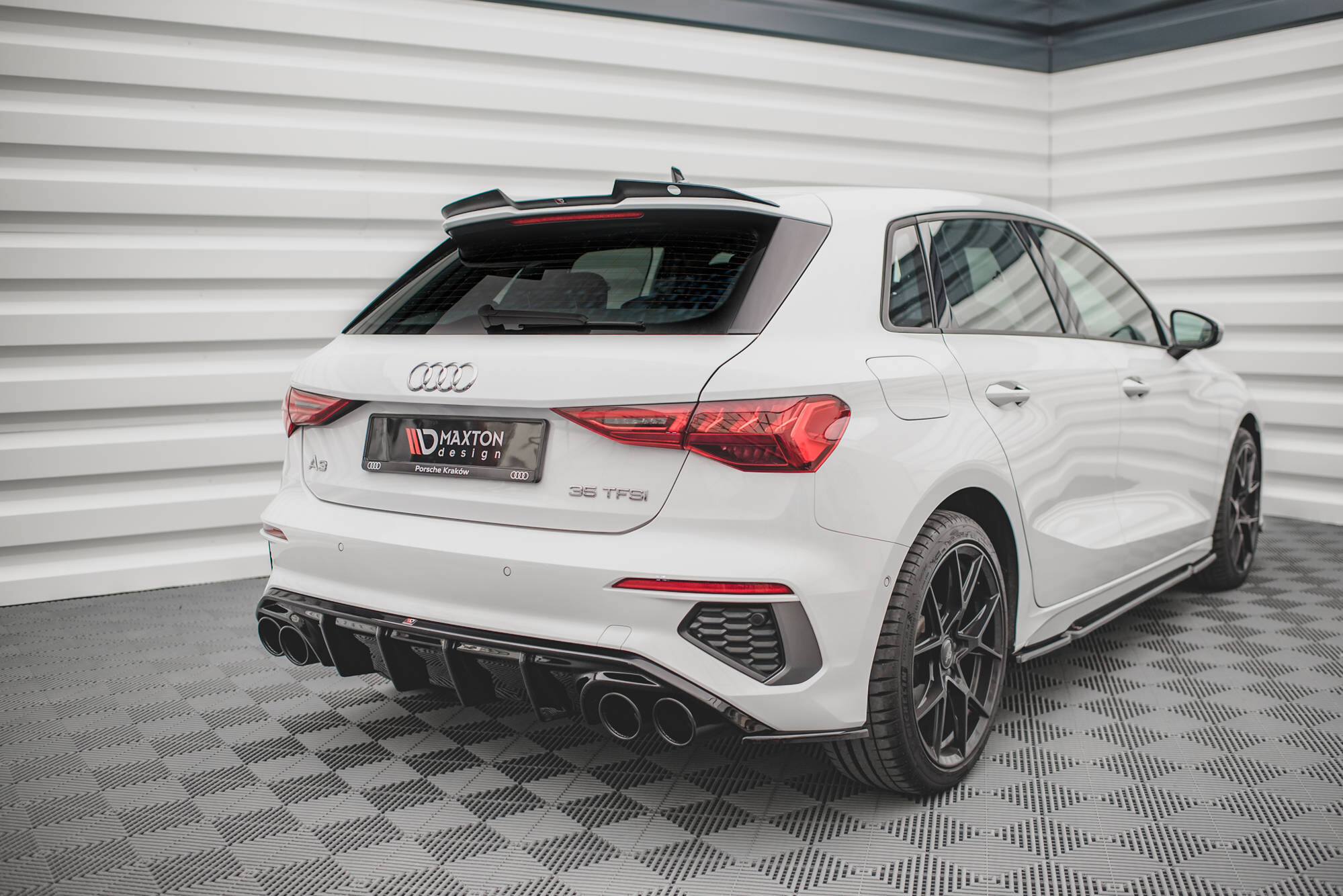 Maxton Design Diffusor Heck Ansatz für + Endschalldampfer Sportauspuff Attrappe Audi A3 S-Line Sportback 8Y Maxton Design Diffusor Heck Ansatz für + Endschalldampfer Sportauspuff Attrappe Audi A3 S-Line Sportback 8Y