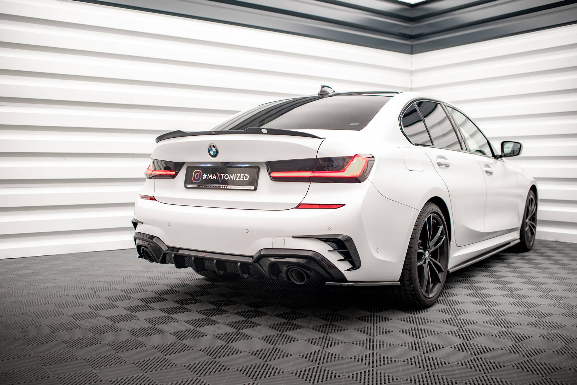 Maxton Design Diffusor Heck Ansatz für BMW 3er M-Paket G20 / G21 Maxton Design Diffusor Heck Ansatz für BMW 3er M-Paket G20 / G21