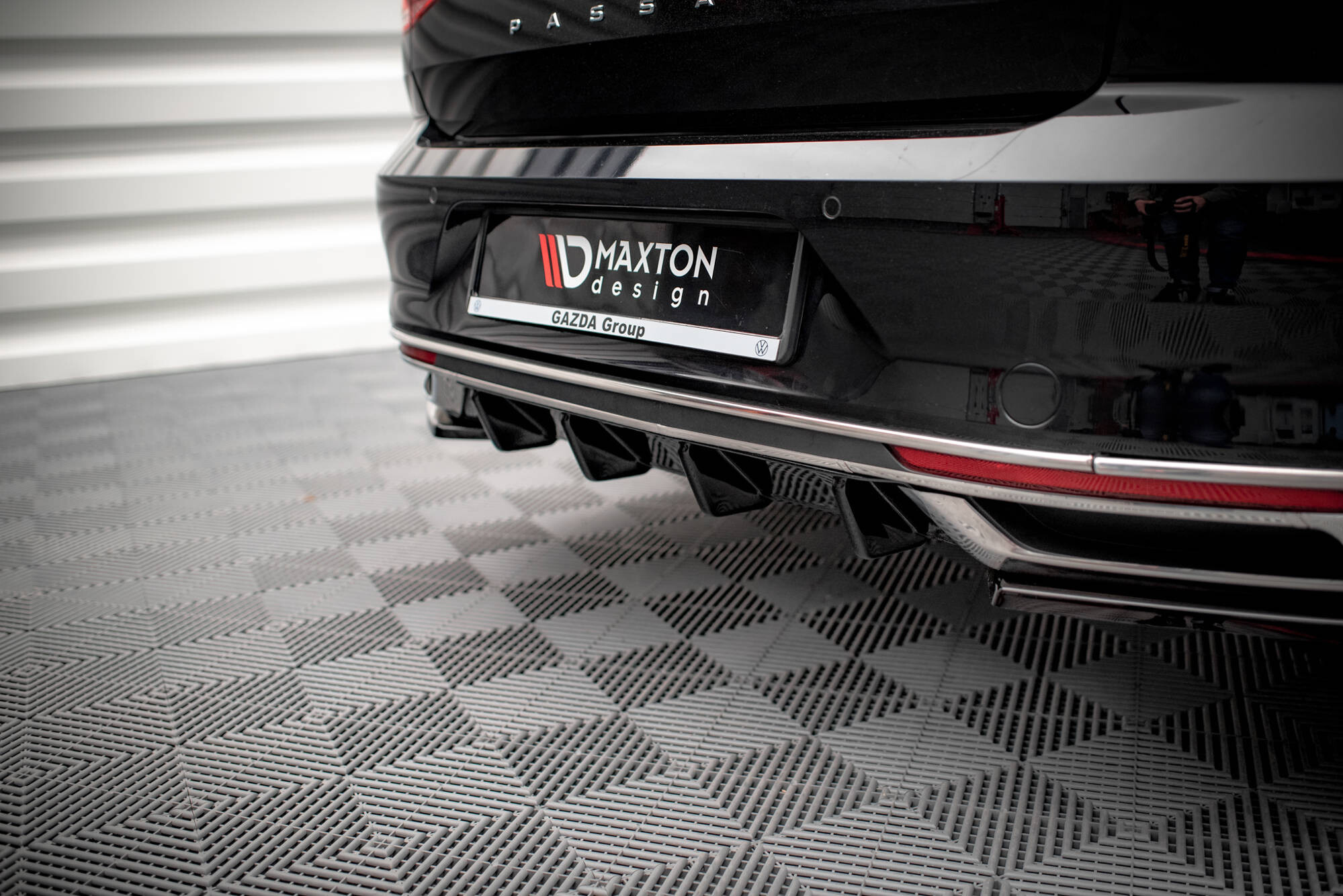 Maxton Design Diffusor Heck Ansatz für Volkswagen Passat B8 Facelift schwarz Hochglanz Maxton Design Diffusor Heck Ansatz für Volkswagen Passat B8 Facelift schwarz Hochglanz
