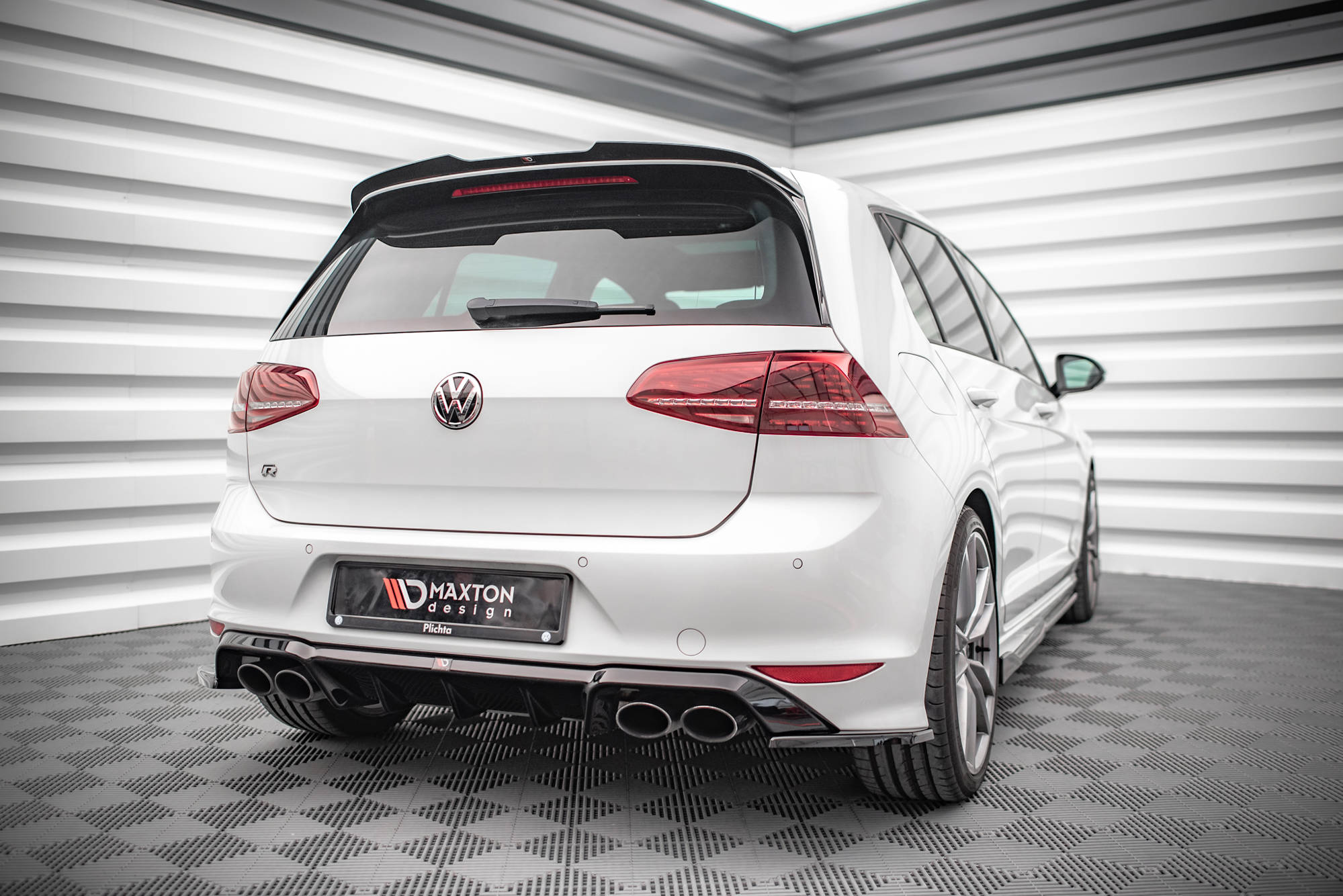 Maxton Design Heck Ansatz Flaps Diffusor V.4 für Volkswagen Golf R Mk7 schwarz Hochglanz Maxton Design Heck Ansatz Flaps Diffusor V.4 für Volkswagen Golf R Mk7 schwarz Hochglanz