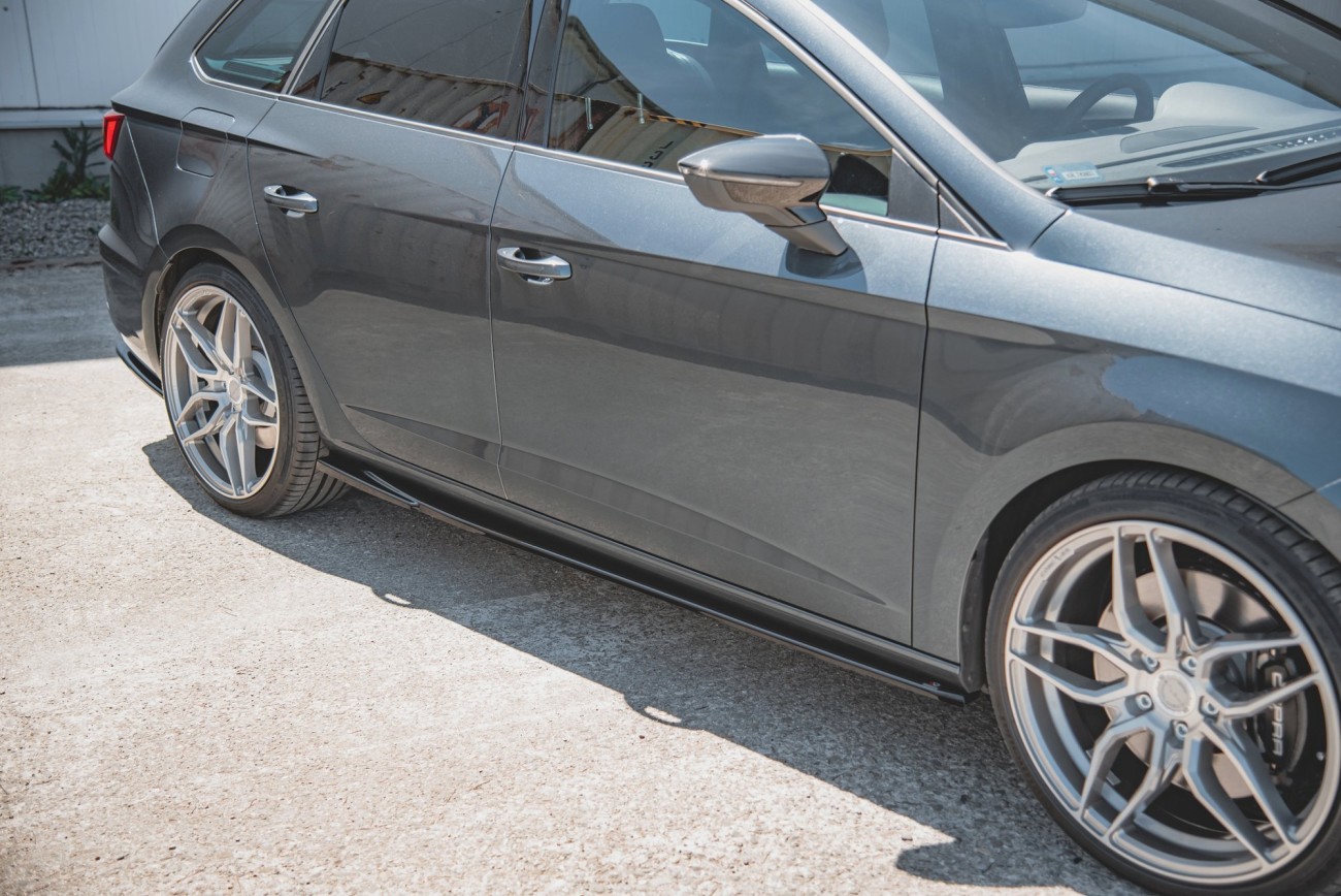Maxton Design Seitenschweller Ansatz Cup Leisten V.5 für Seat Leon Mk3 Cupra/ FR Facelift schwarz Hochglanz Maxton Design Seitenschweller Ansatz Cup Leisten V.5 für Seat Leon Mk3 Cupra/ FR Facelift schwarz Hochglanz