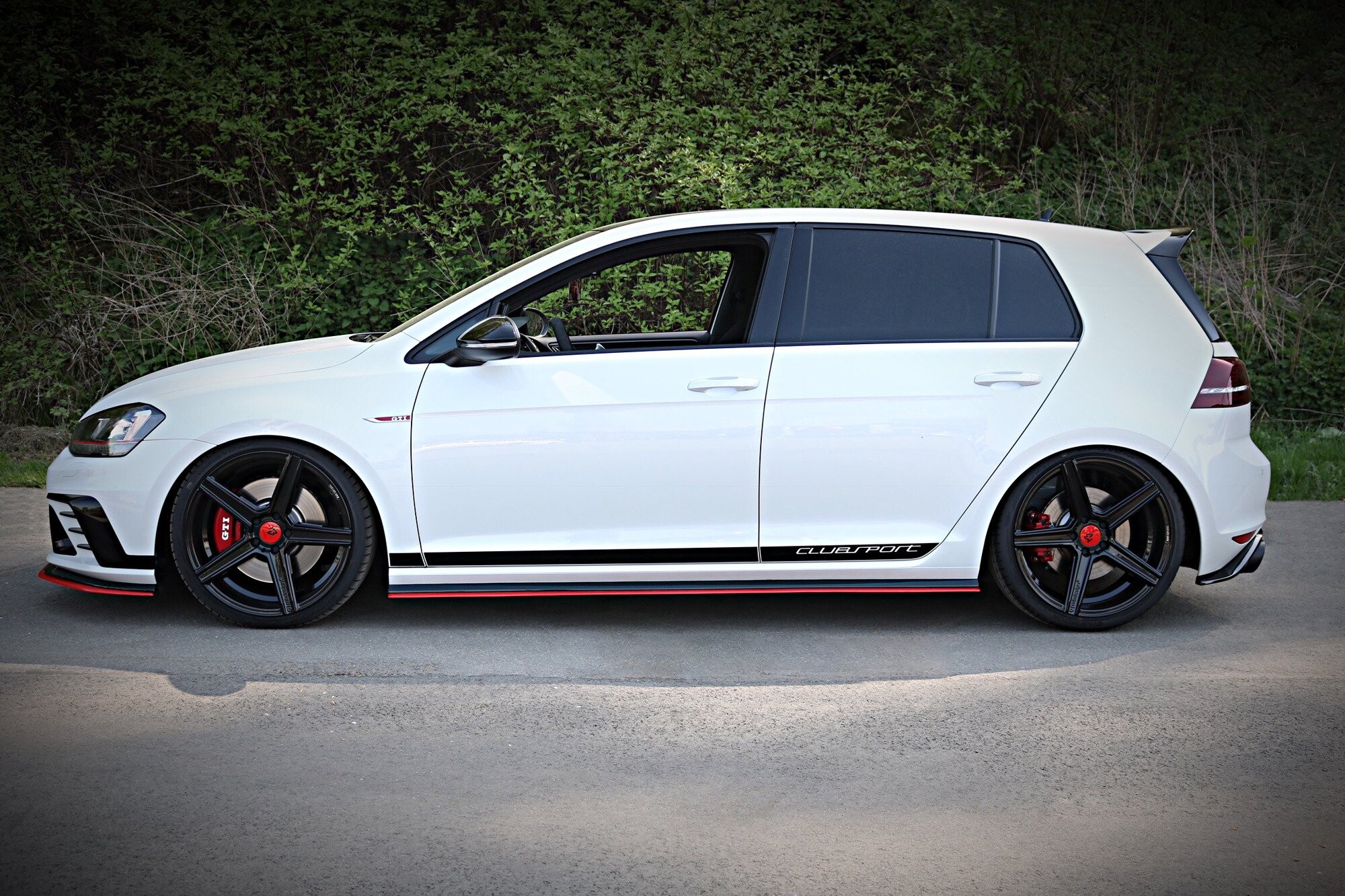 Maxton Design Seitenschweller Ansatz für VW GOLF Mk7 GTI CLUBSPORT schwarz Hochglanz