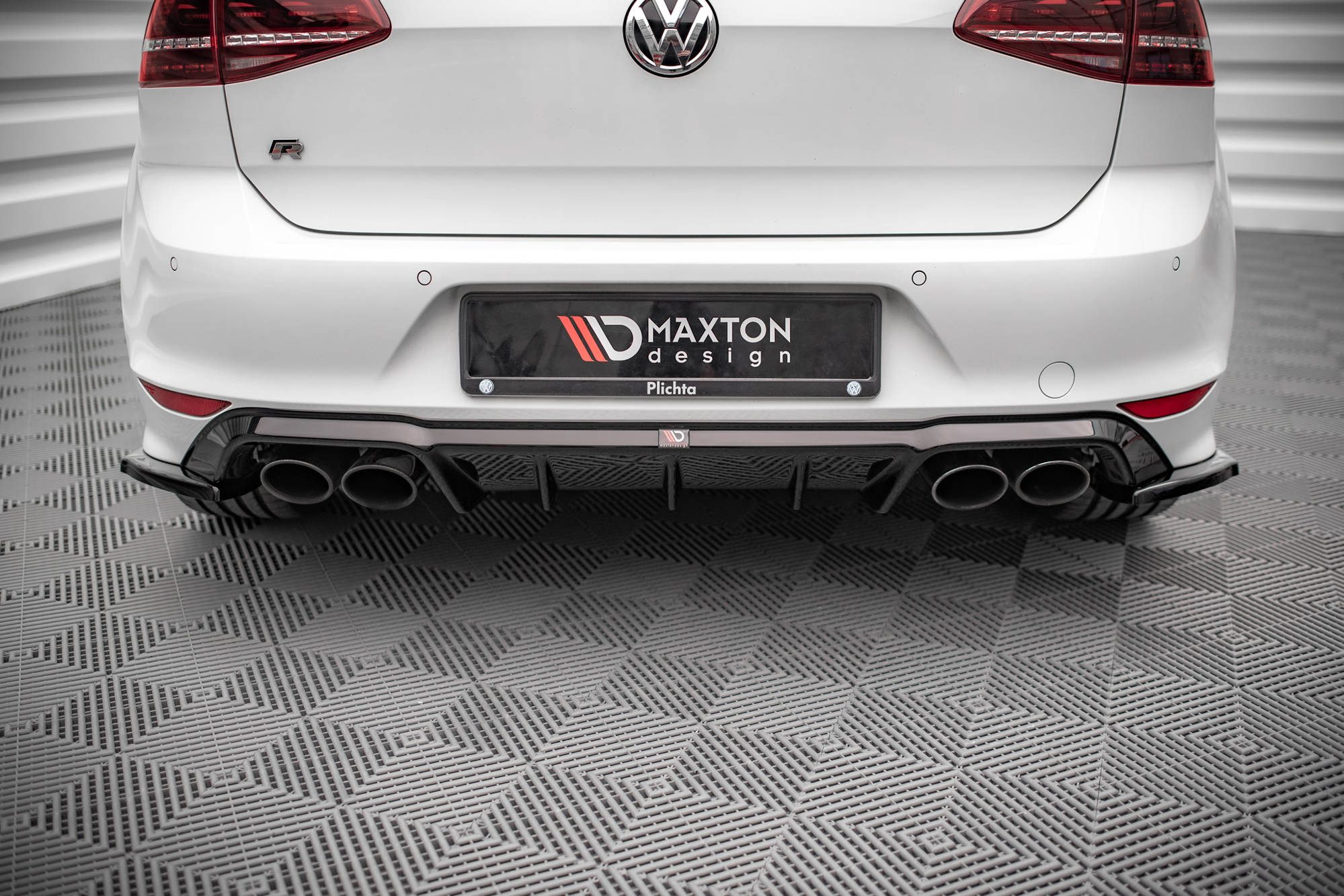 Maxton Design Heck Ansatz Flaps Diffusor V.4 für Volkswagen Golf R Mk7 schwarz Hochglanz Maxton Design Heck Ansatz Flaps Diffusor V.4 für Volkswagen Golf R Mk7 schwarz Hochglanz