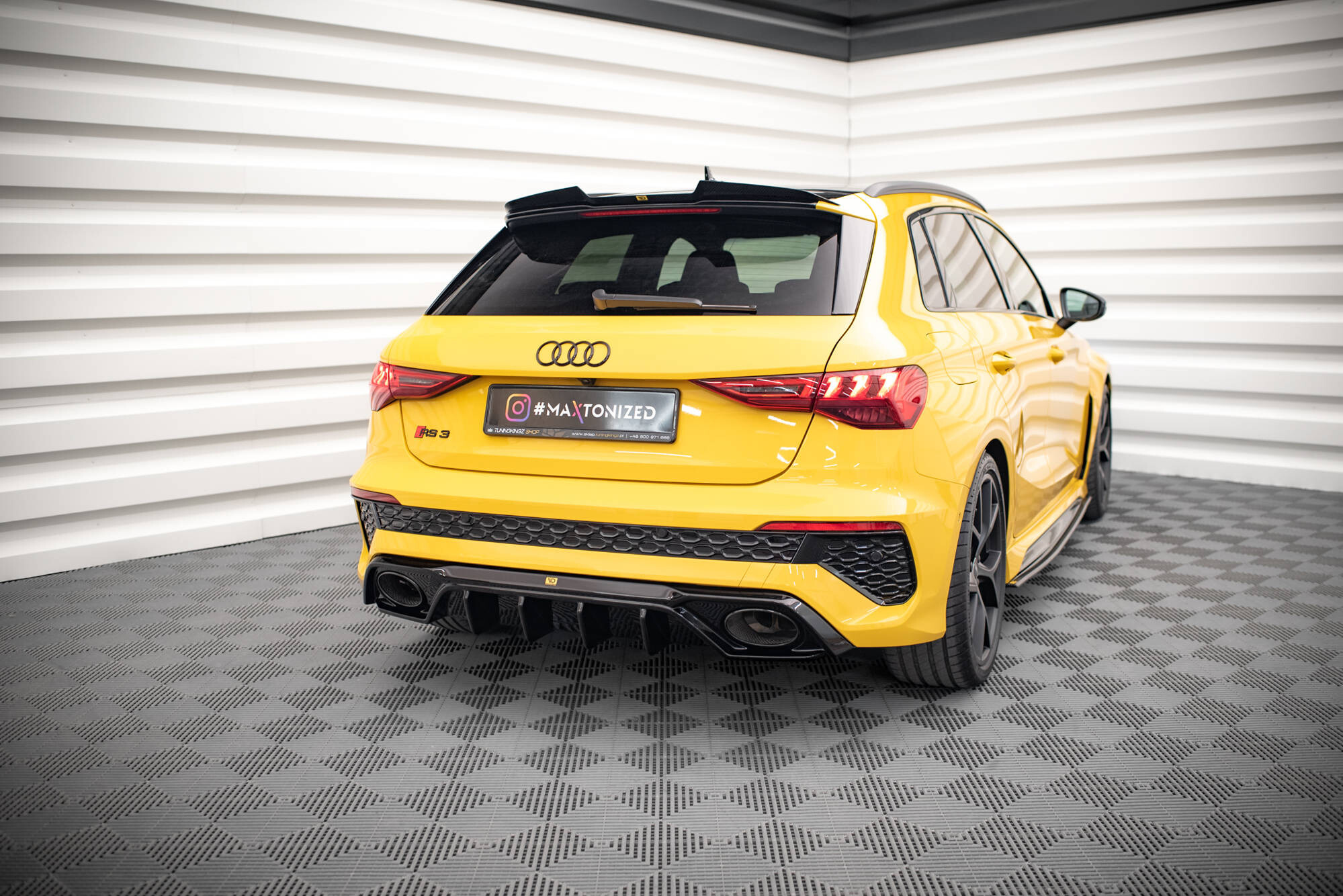 Maxton Design Diffusor Heck Ansatz für Audi RS3 8Y schwarz Hochglanz Maxton Design Diffusor Heck Ansatz für Audi RS3 8Y schwarz Hochglanz
