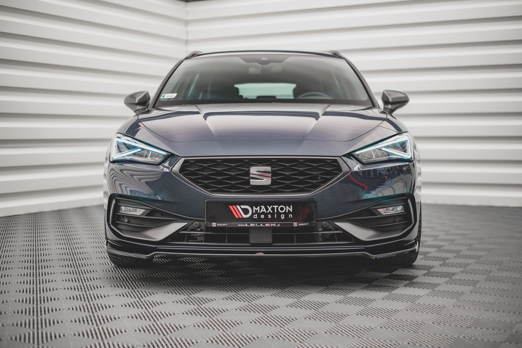 Maxton Design Front Ansatz V.3 für Seat Leon FR Mk4 schwarz Hochglanz Maxton Design Front Ansatz V.3 für Seat Leon FR Mk4 schwarz Hochglanz