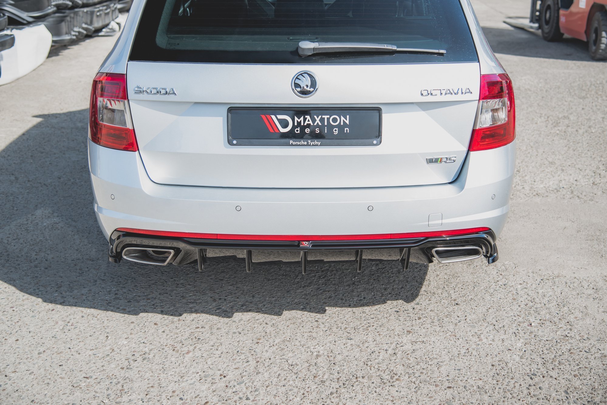 Maxton Design Heck Ansatz Flaps Diffusor V.2 für Skoda Octavia RS Mk3/Mk3 FL Hatchback/Kombi schwarz Hochglanz Maxton Design Heck Ansatz Flaps Diffusor V.2 für Skoda Octavia RS Mk3/Mk3 FL Hatchback/Kombi schwarz Hochglanz