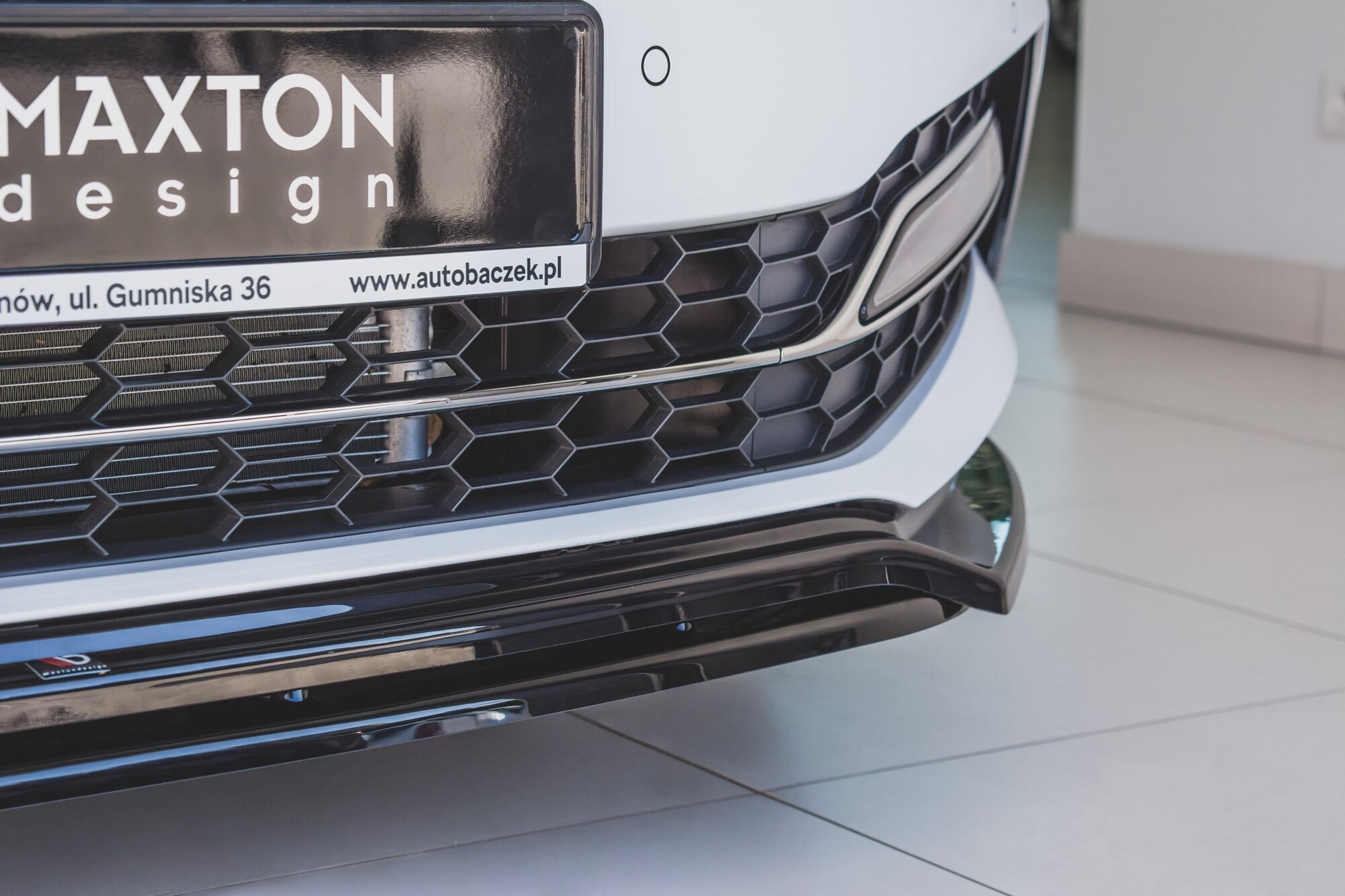 Maxton Design Front Ansatz V.3 für Skoda Superb Mk3 FL schwarz Hochglanz Maxton Design Front Ansatz V.3 für Skoda Superb Mk3 FL schwarz Hochglanz