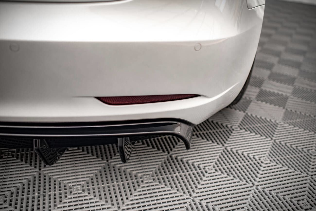 Maxton Design Heck Ansatz Diffusor V.2 für Tesla Model 3 Maxton Design Heck Ansatz Diffusor V.2 für Tesla Model 3