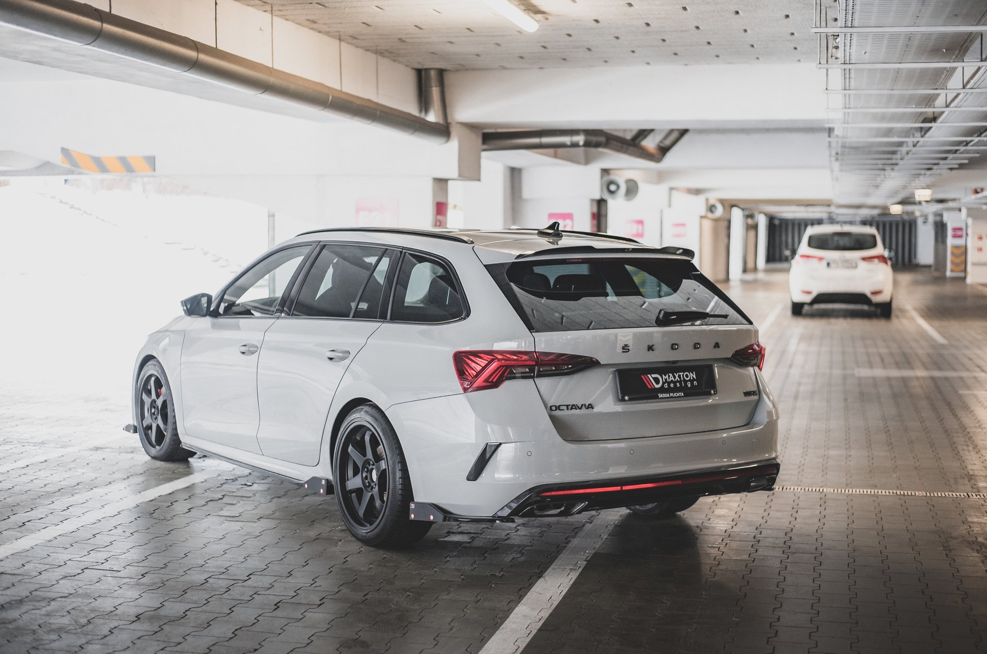 Maxton Design Heck Ansatz Flaps Diffusor V.2 +Flaps für Skoda Octavia RS Mk4 Maxton Design Heck Ansatz Flaps Diffusor V.2 +Flaps für Skoda Octavia RS Mk4