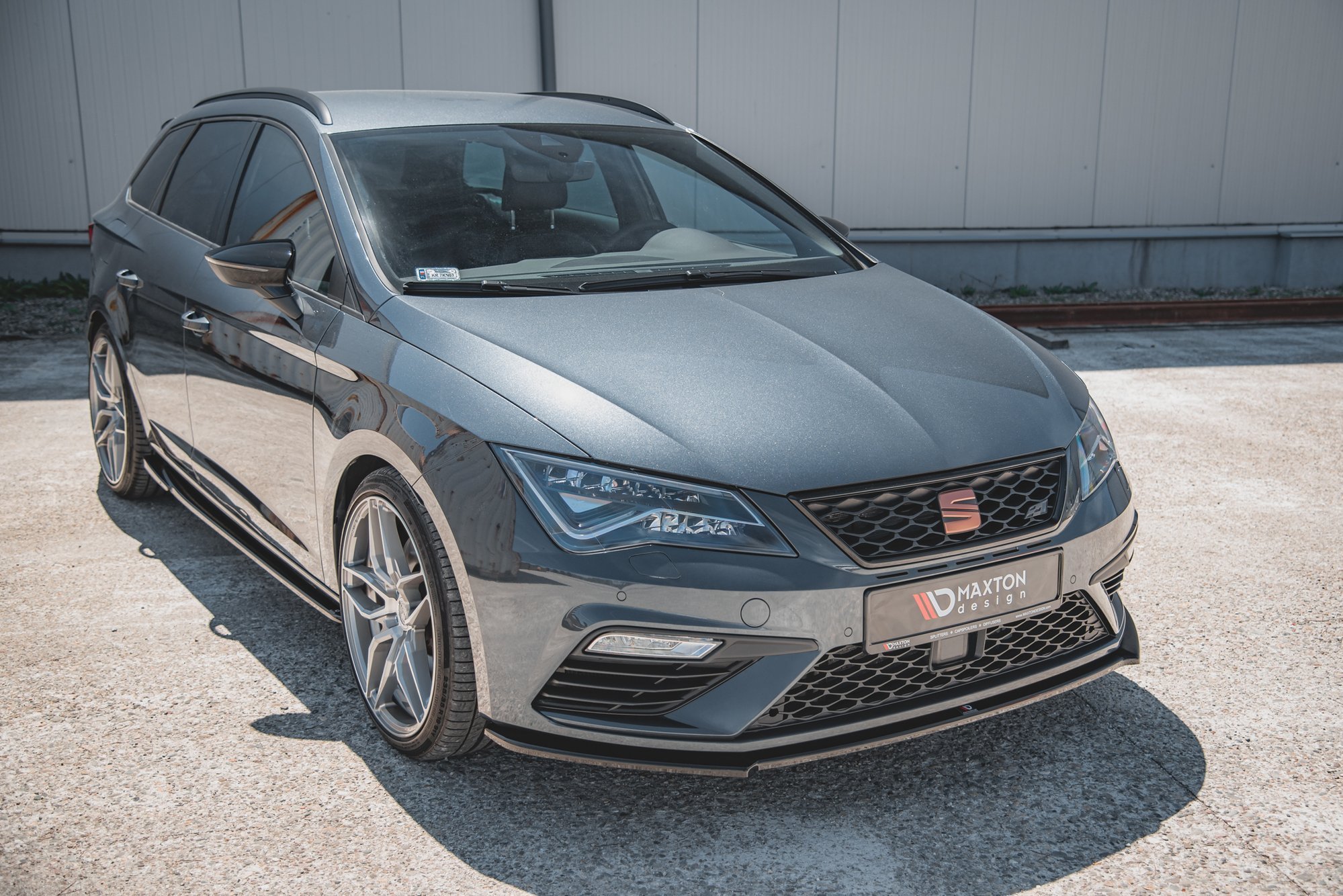 Maxton Design Cup Spoilerlippe Front Ansatz V.4 für Seat Leon Cupra / FR Mk3 FL schwarz Hochglanz Maxton Design Cup Spoilerlippe Front Ansatz V.4 für Seat Leon Cupra / FR Mk3 FL schwarz Hochglanz