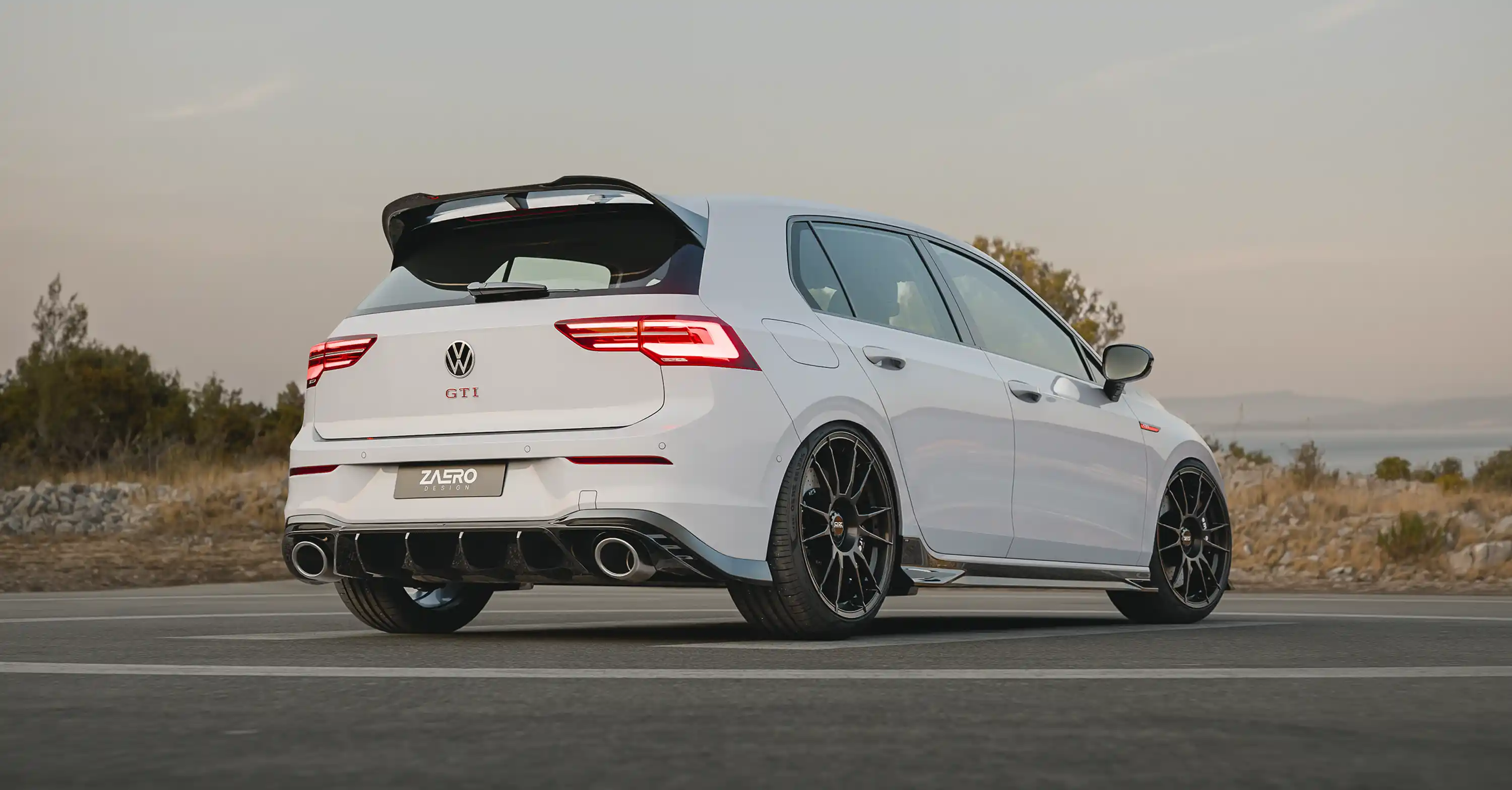 Zaero Design EVO-1 DIFFUSOR FÜR VW GOLF 8 GTI Clubsport