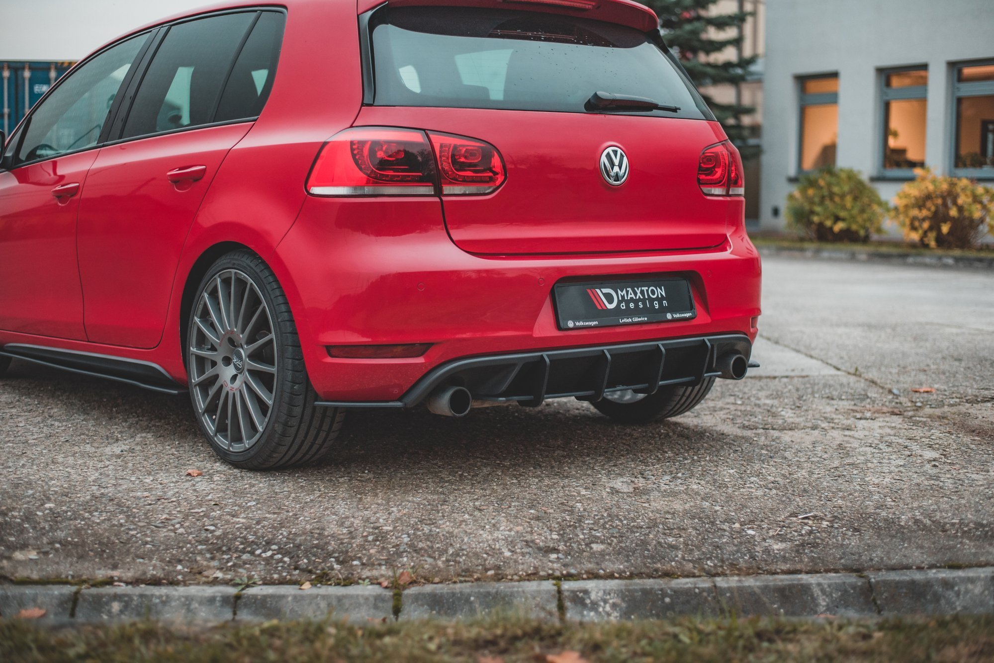 Maxton Design Robuste Racing Heck Ansatz Flaps Diffusor für Volkswagen Golf GTI Mk6