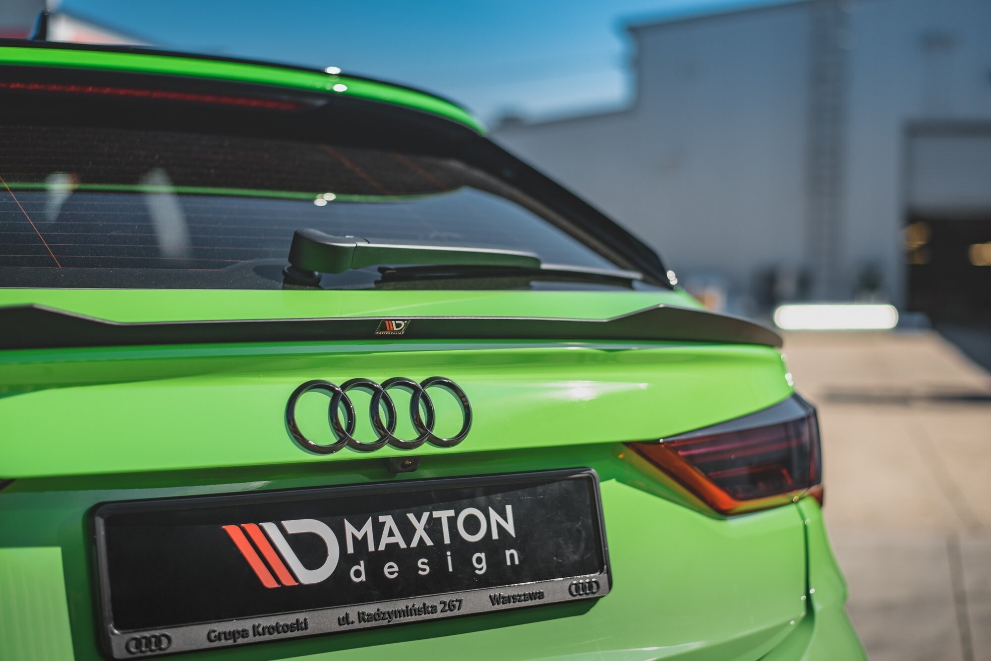 Maxton Design Spoiler CAP für Audi RSQ3 / Q3 S-Line Sportback F3 schwarz Hochglanz Maxton Design Spoiler CAP für Audi RSQ3 / Q3 S-Line Sportback F3 schwarz Hochglanz