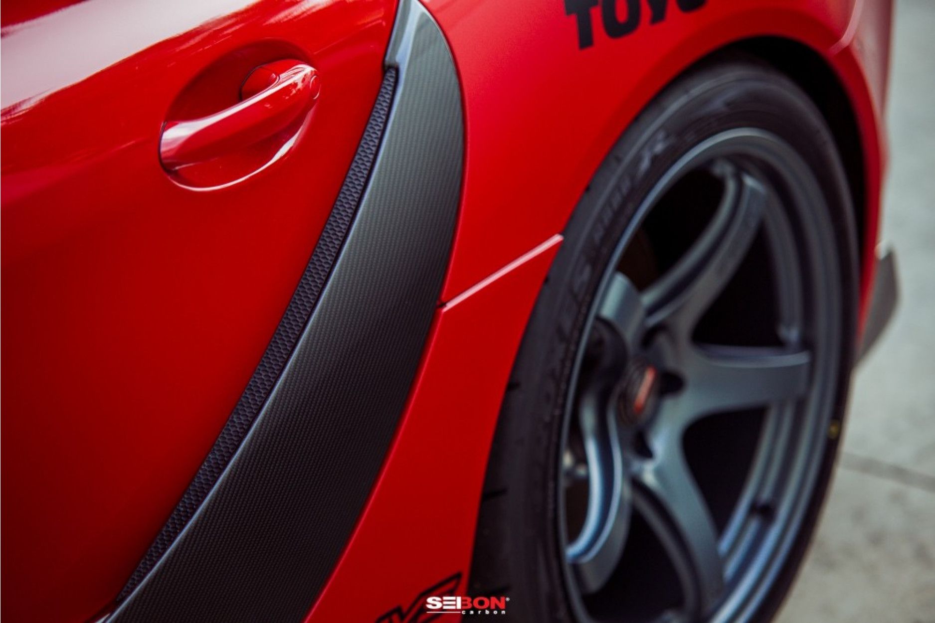 Seibon Carbon Türverkleidung für Toyota Supra MK5 Seibon Carbon Türverkleidung für Toyota Supra MK5