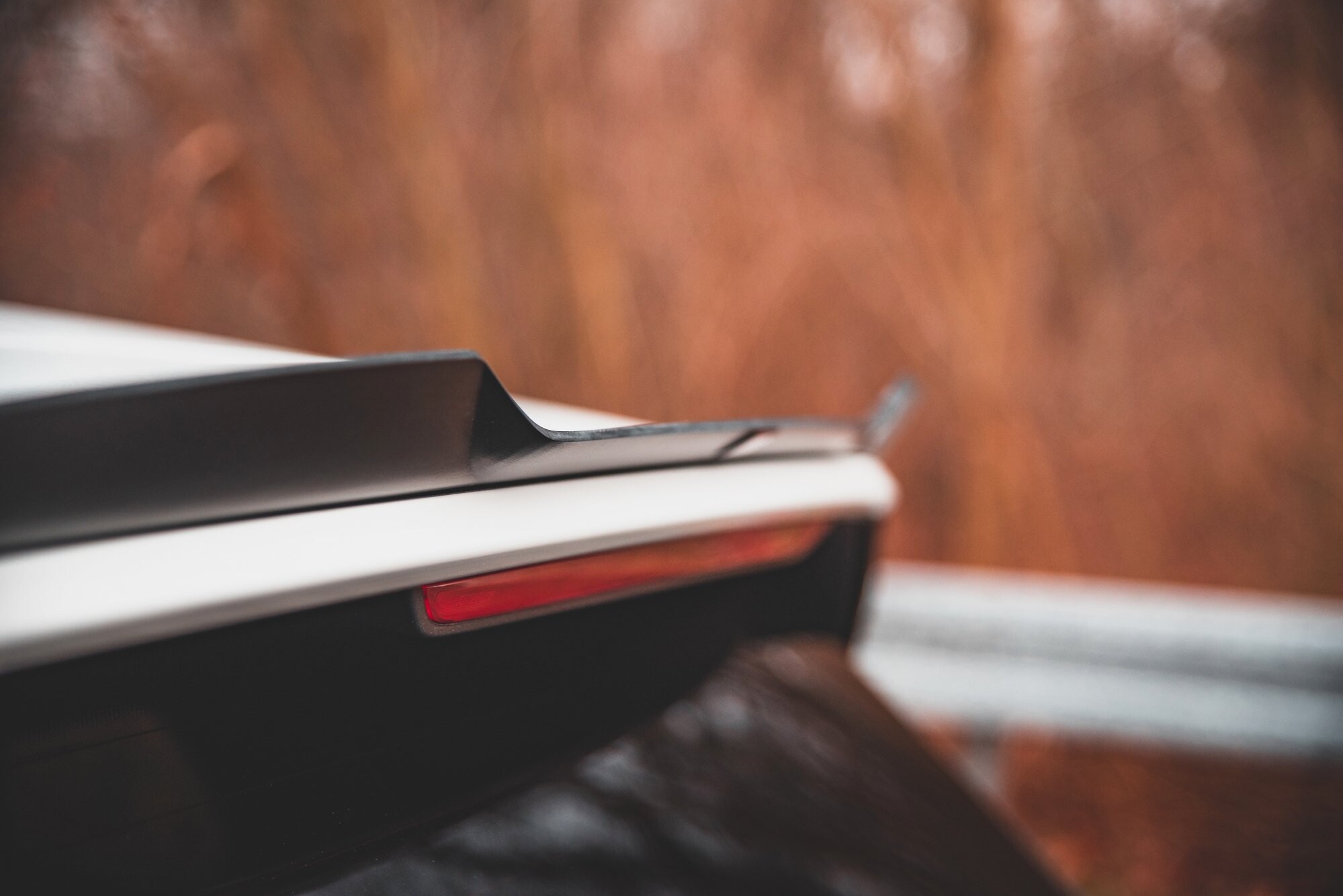Maxton Design Spoiler CAP V.2 für Volkswagen Golf 8 GTI / R schwarz Hochglanz