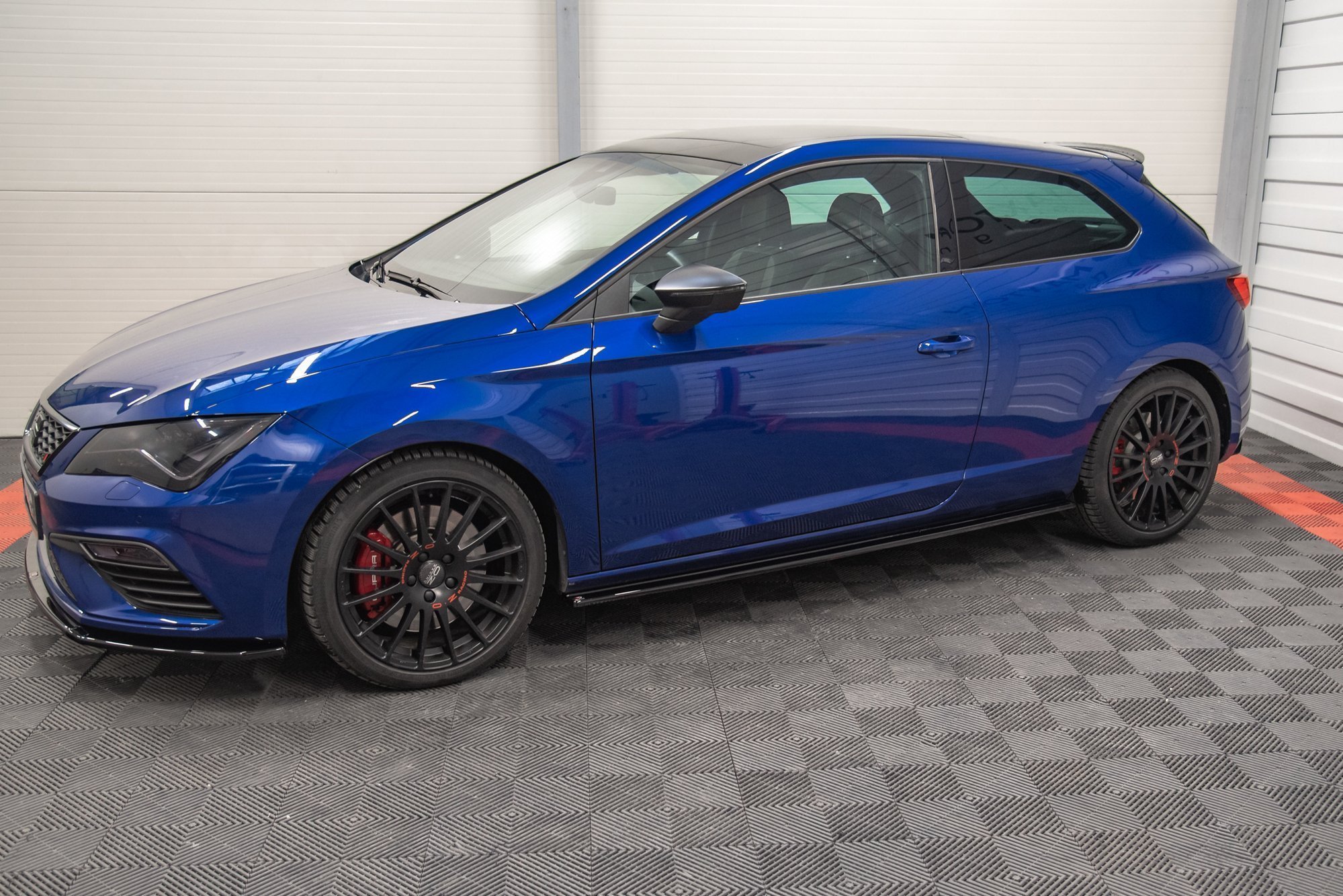 Maxton Design Seitenschweller Ansatz Cup Leisten für Seat Leon Cupra / FR SC Mk3 / Mk3 FL schwarz Hochglanz Maxton Design Seitenschweller Ansatz Cup Leisten für Seat Leon Cupra / FR SC Mk3 / Mk3 FL schwarz Hochglanz