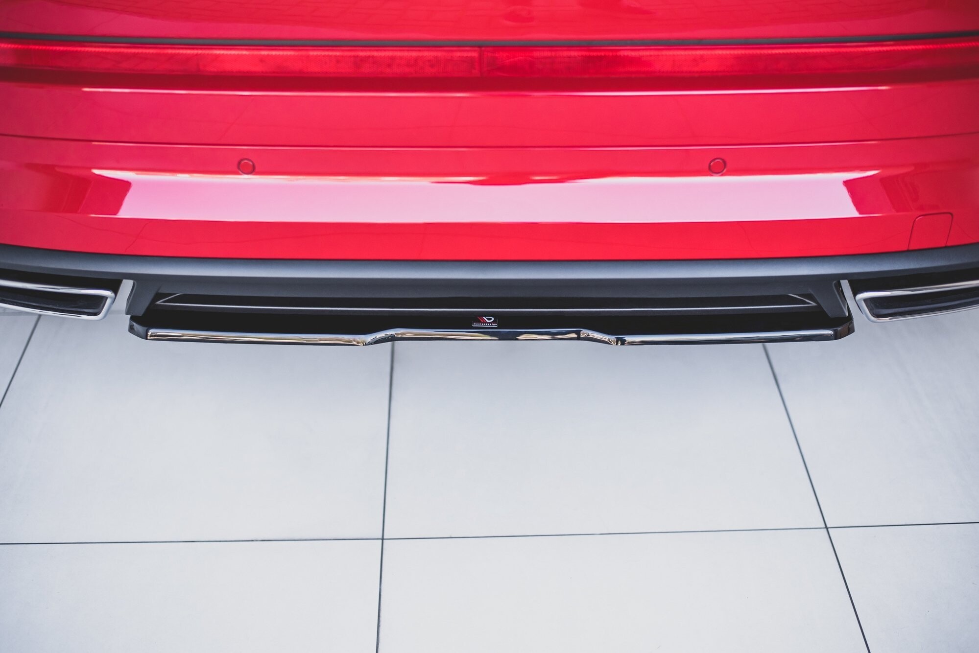 Maxton Design Mittlerer Diffusor Heck Ansatz für Skoda Kodiaq RS schwarz Hochglanz Maxton Design Mittlerer Diffusor Heck Ansatz für Skoda Kodiaq RS schwarz Hochglanz