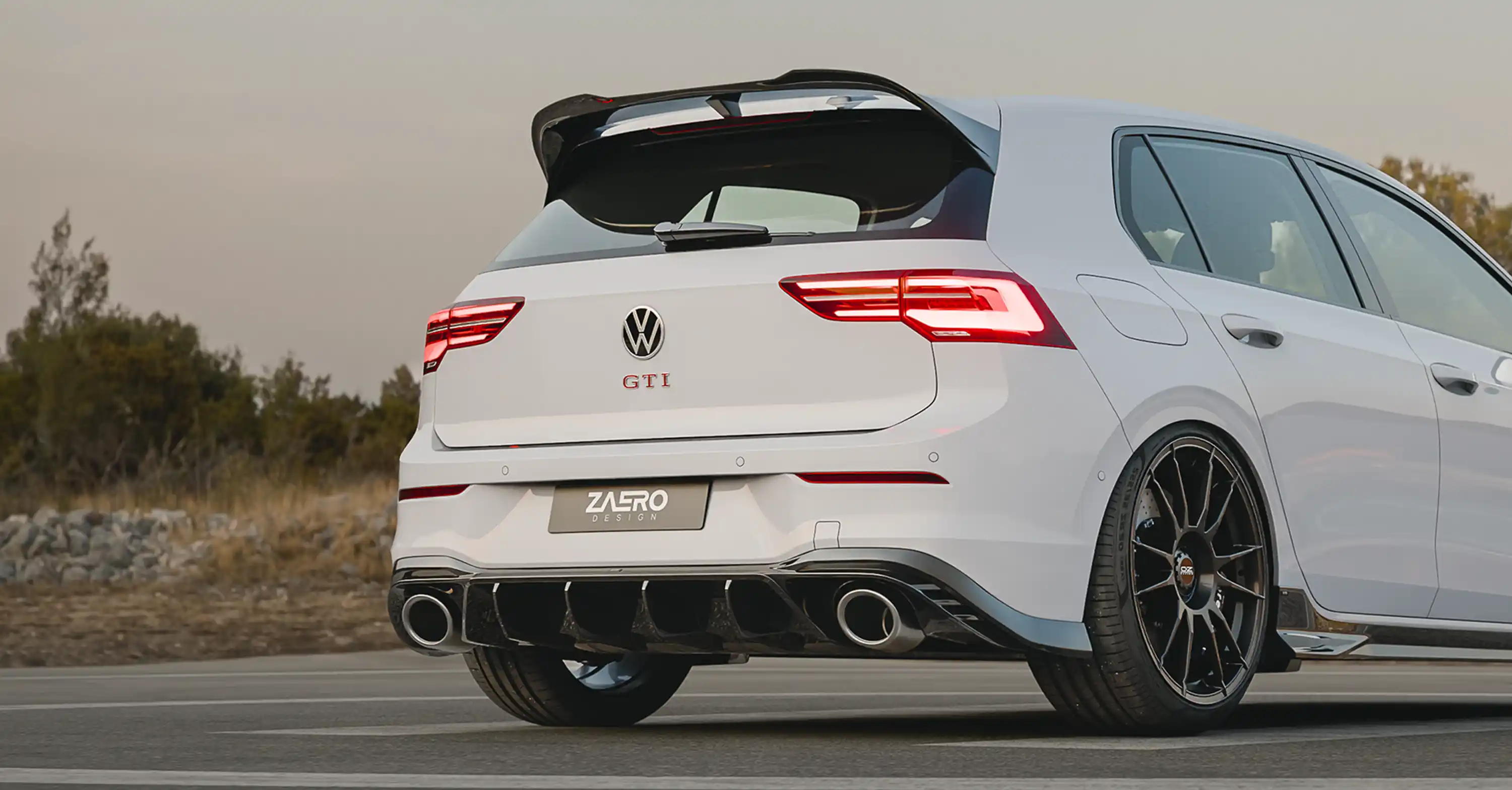 Zaero Design EVO-1 DIFFUSOR FÜR VW GOLF 8 GTI Clubsport