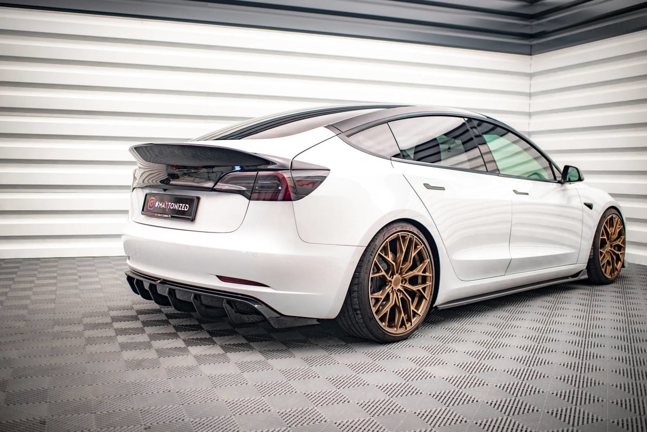 Maxton Design Heck Ansatz Diffusor V.2 für Tesla Model 3 Maxton Design Heck Ansatz Diffusor V.2 für Tesla Model 3
