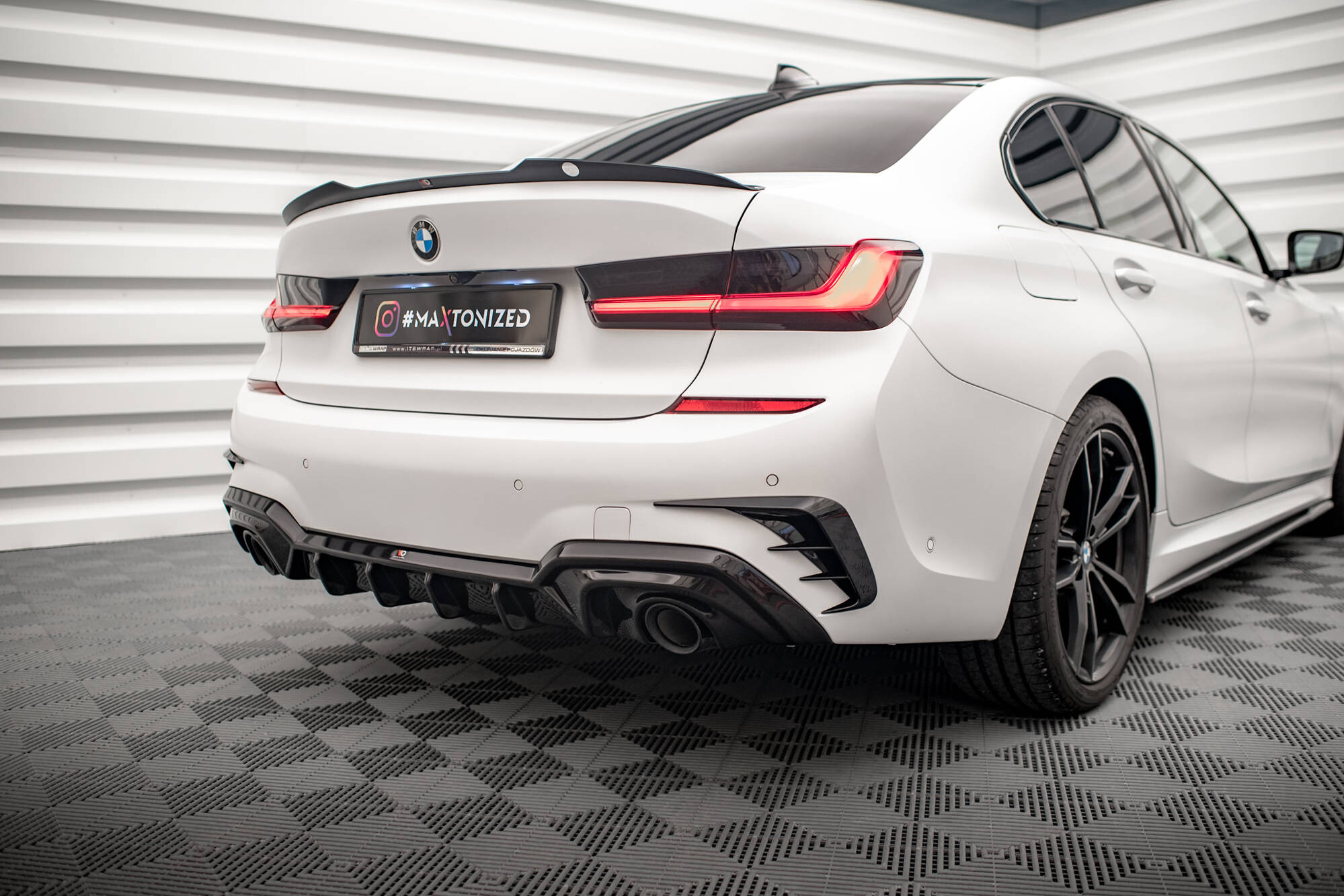 Maxton Design Diffusor Heck Ansatz für BMW 3er M-Paket G20 / G21 Maxton Design Diffusor Heck Ansatz für BMW 3er M-Paket G20 / G21