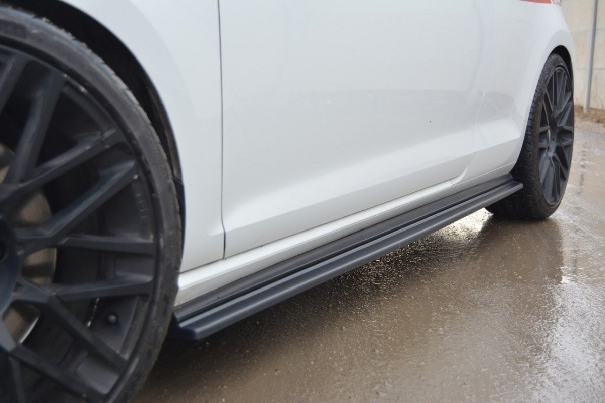 Maxton Design Seitenschweller Ansatz Cup Leisten für VW GOLF 7 GTI vor FL/FACELIFT (breit) Maxton Design Seitenschweller Ansatz Cup Leisten für VW GOLF 7 GTI vor FL/FACELIFT (breit)